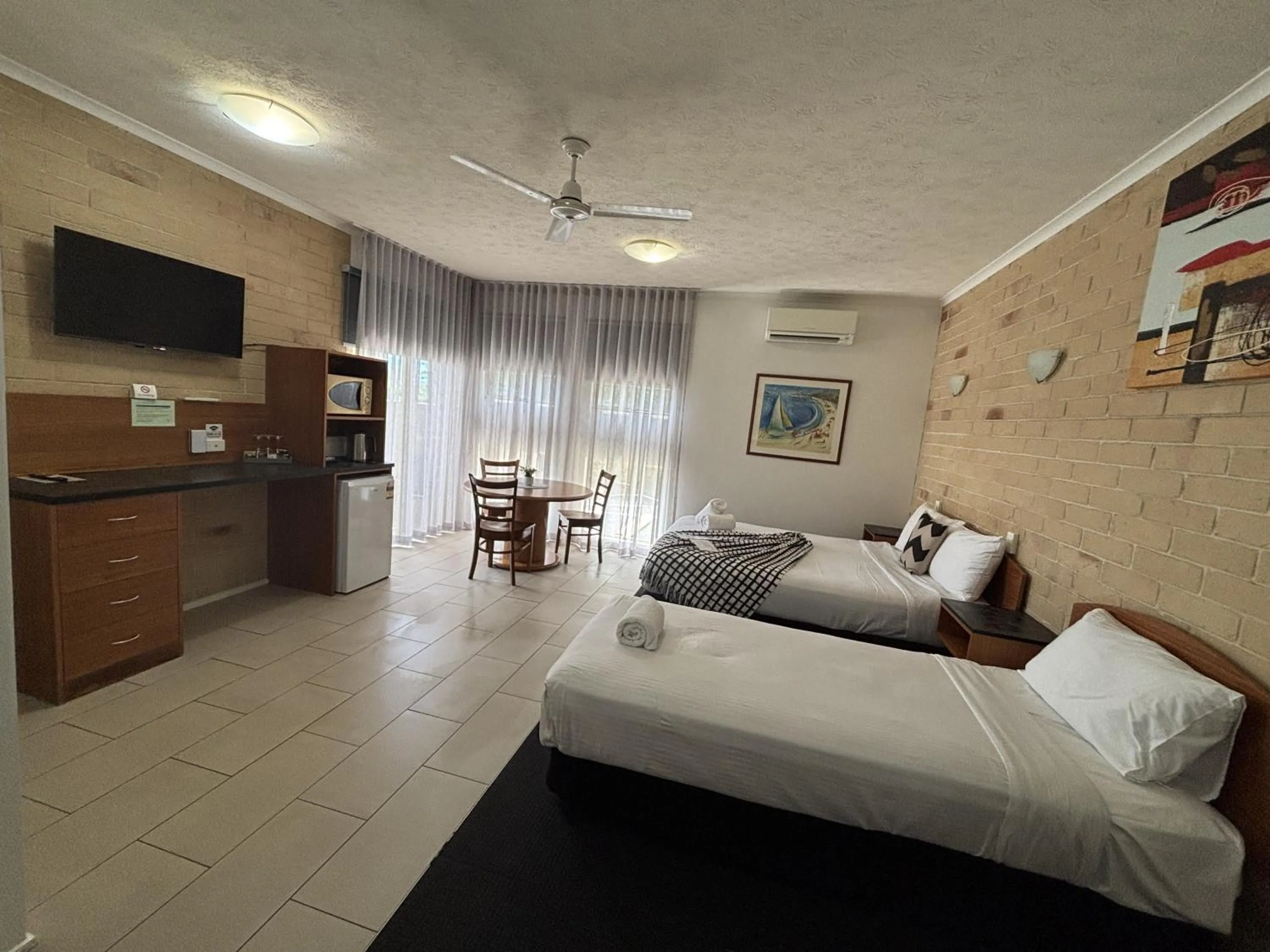 Bed in Caboolture Riverlakes Boutique Motel
