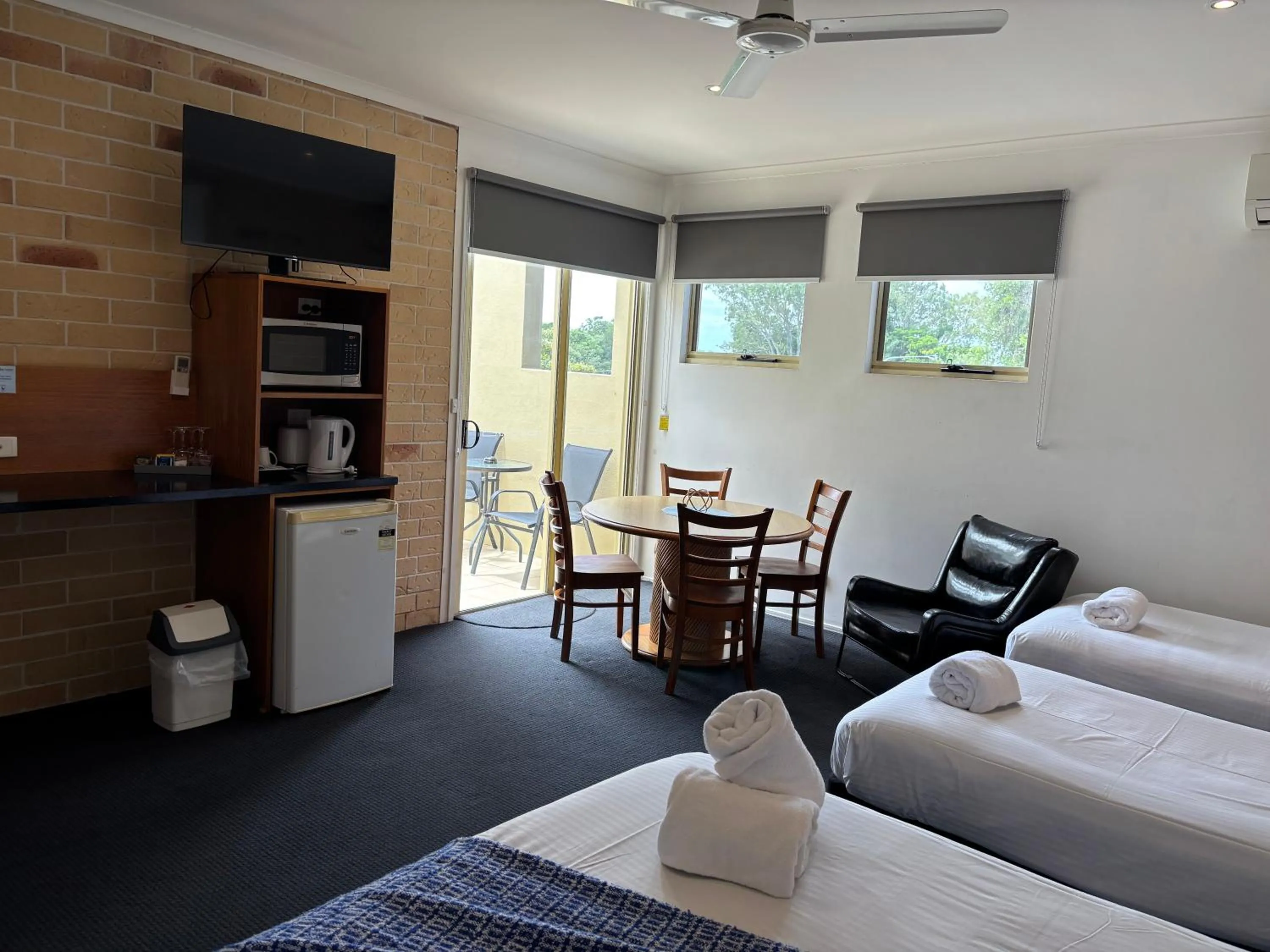 Photo of the whole room, Bed in Caboolture Riverlakes Boutique Motel