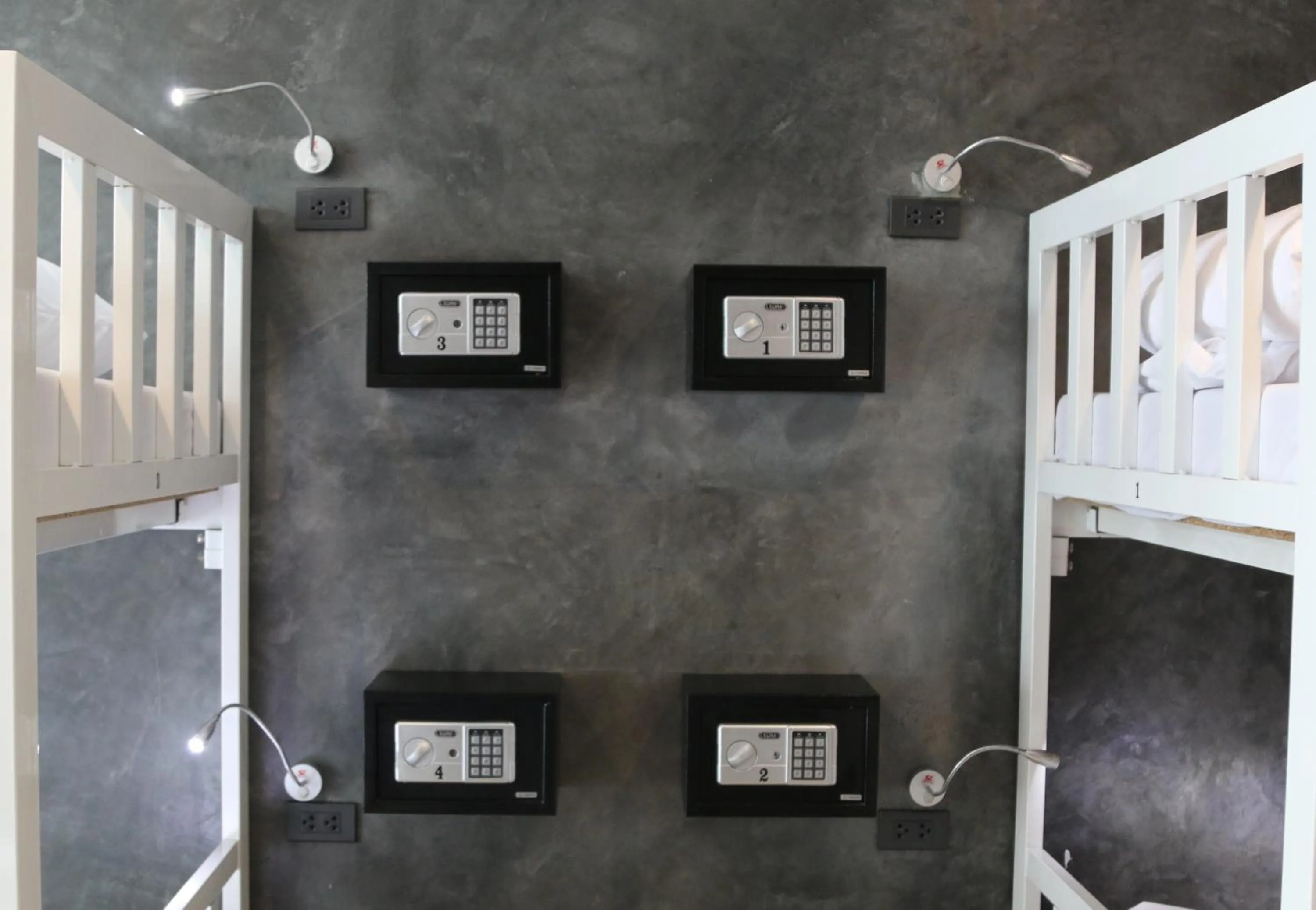 bunk bed in Ibiza House Phi Phi