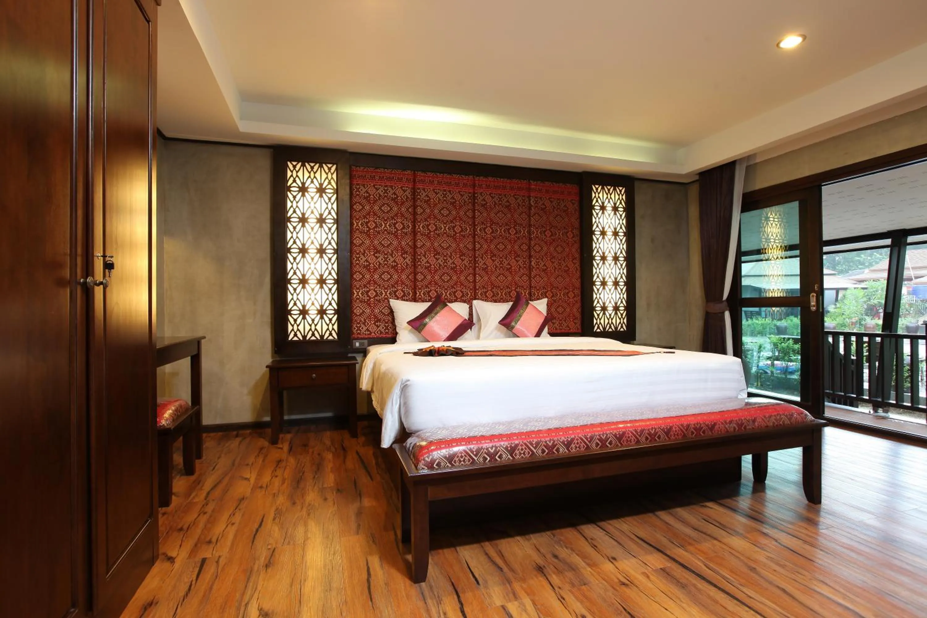 Bed in Ibiza House Phi Phi