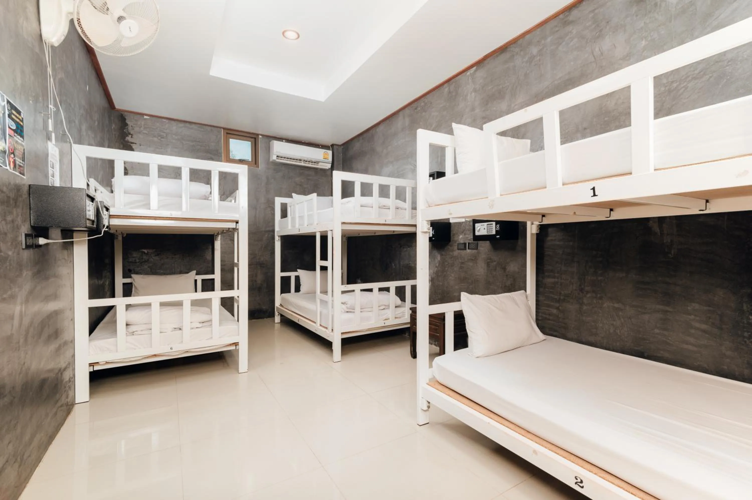 bunk bed, Bed in Ibiza House Phi Phi