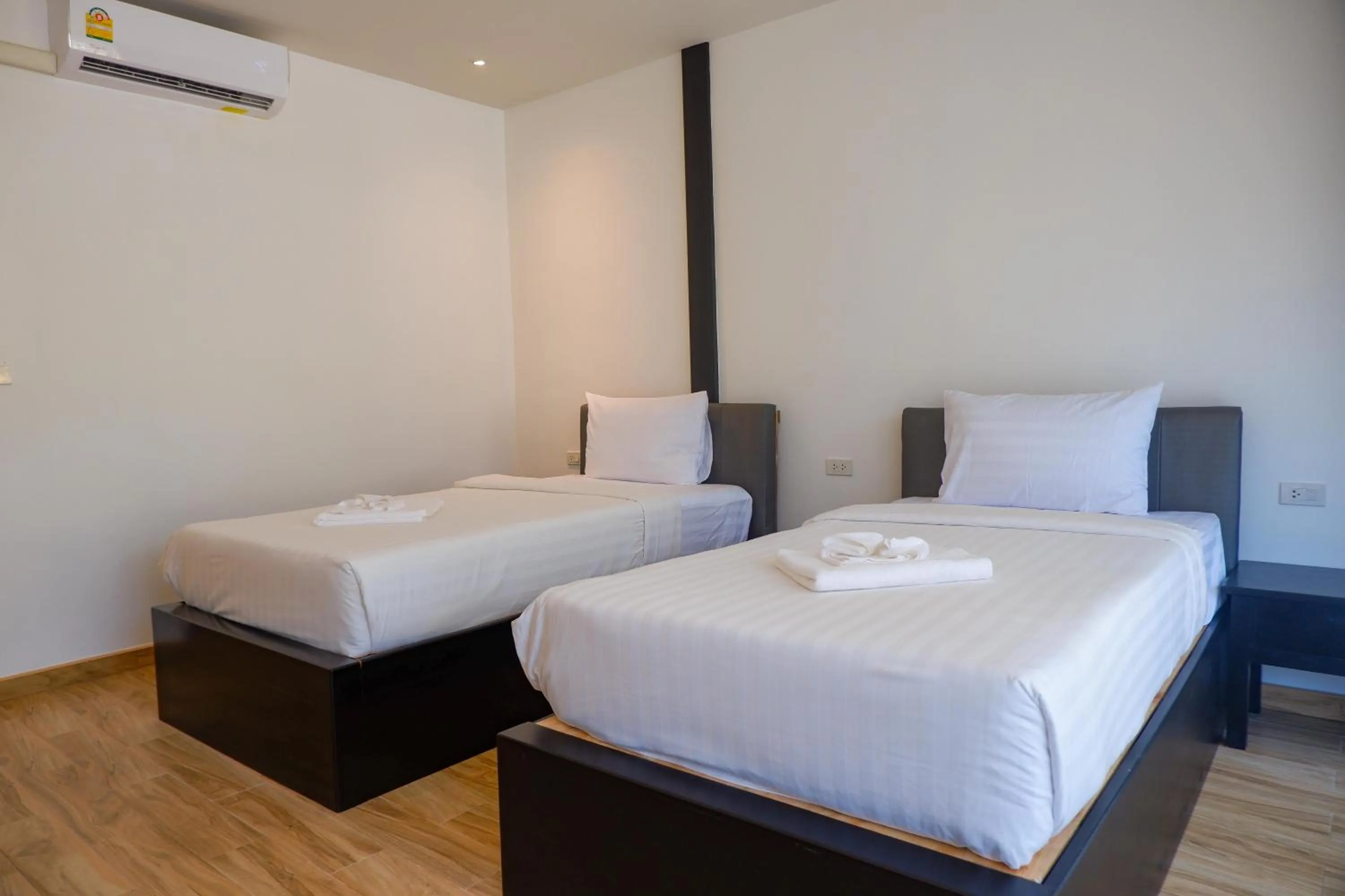 Bed in Ibiza House Phi Phi