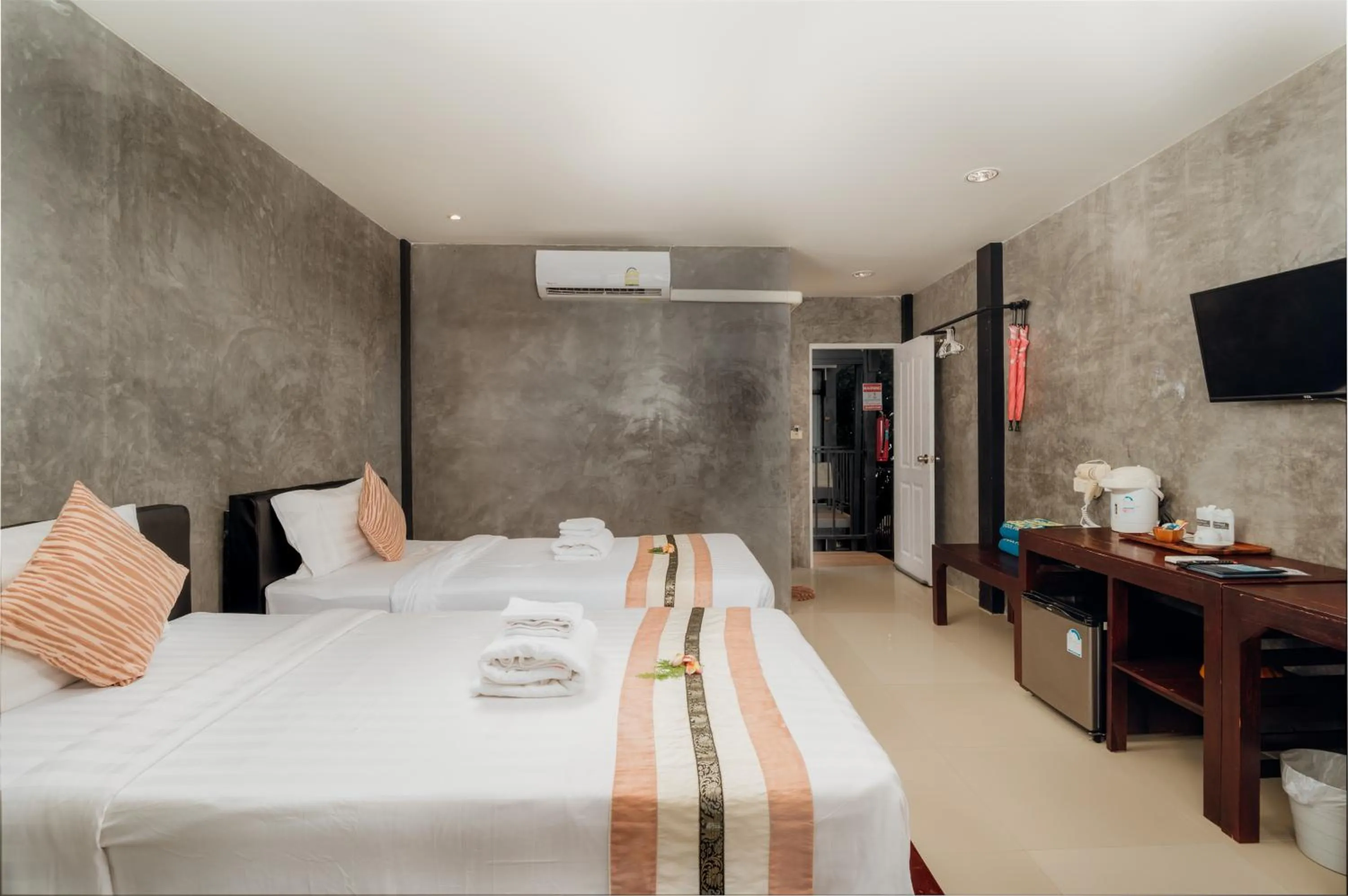 Bed in Ibiza House Phi Phi