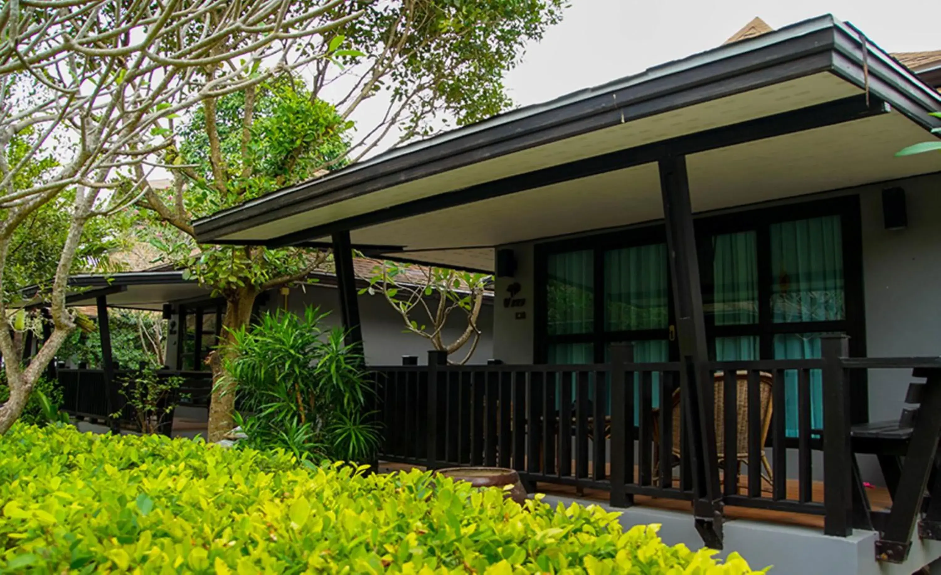 Villa Garden View Twin Beds in Ibiza House Phi Phi Villa Garden View Twin Beds in Ibiza House Phi Phi