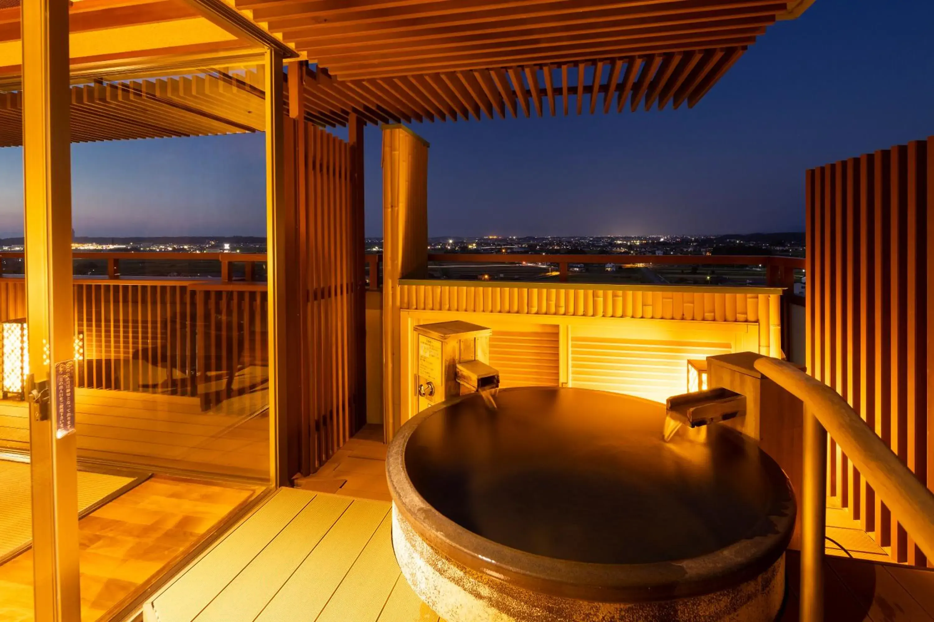 Deluxe Suite with Open-Air Bath - Tensyo Building - Half Board Included in Yunokuni Tensyo Deluxe Suite with Open-Air Bath - Tensyo Building - Half Board Included in Yunokuni Tensyo