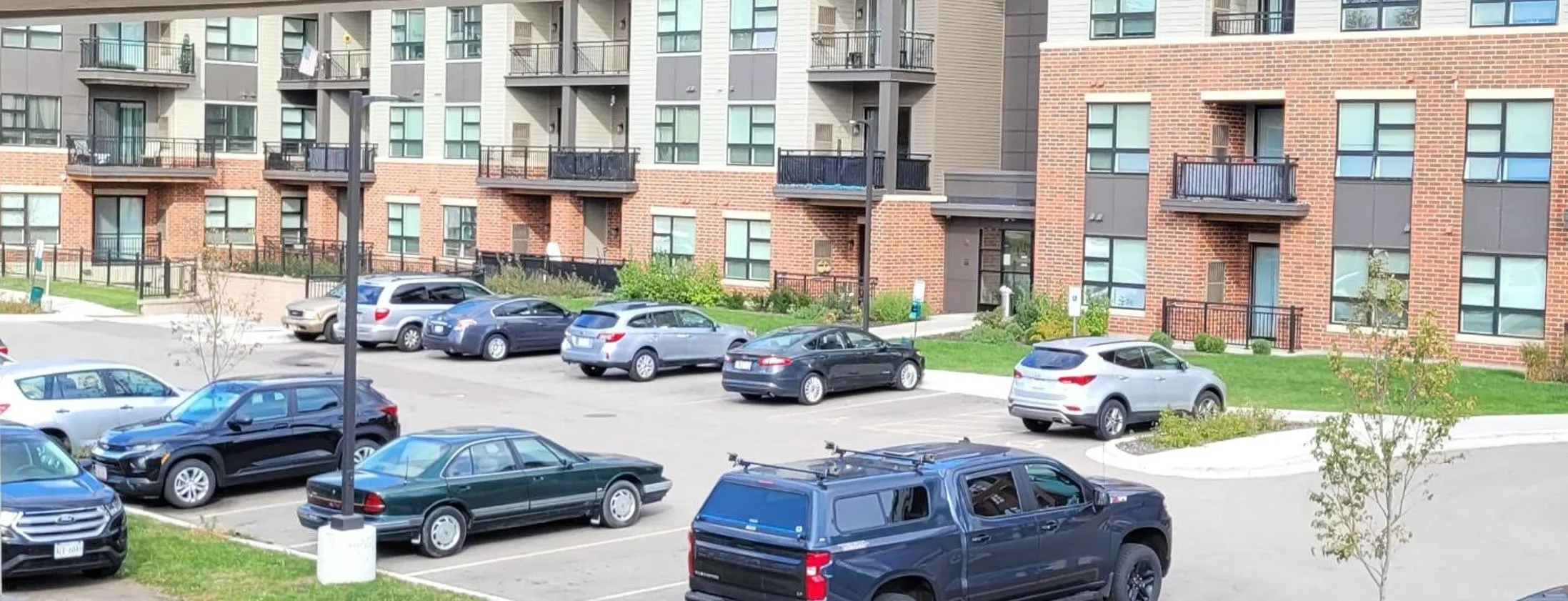 Quiet street view in Valued Stay Sun Prairie