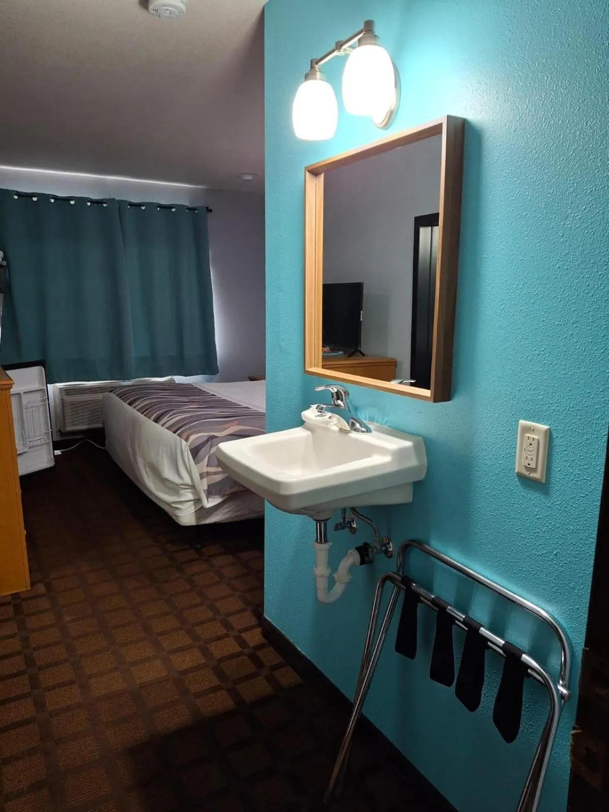 Bed in Valued Stay Sun Prairie