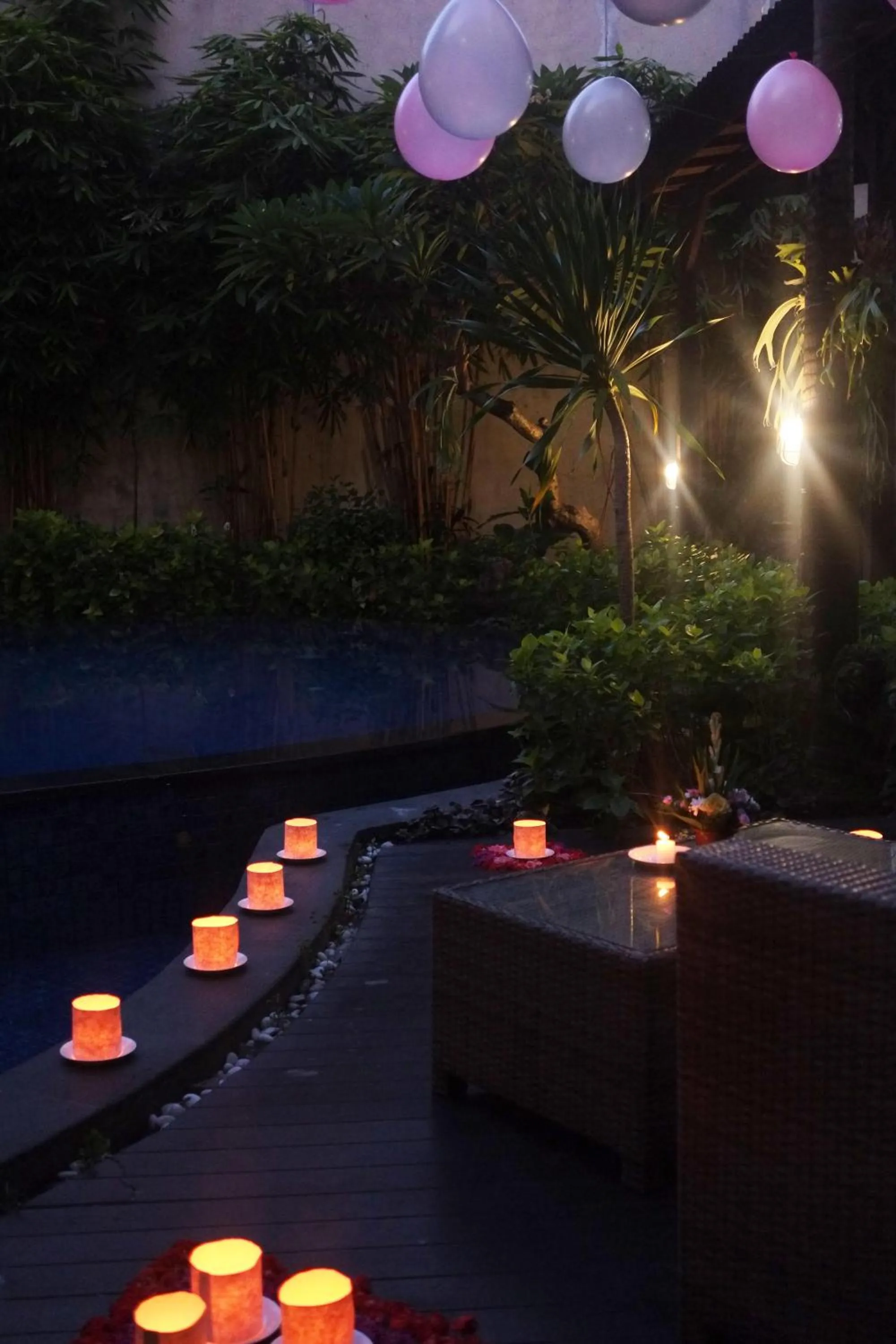 Restaurant/places to eat in Suris Boutique Hotel