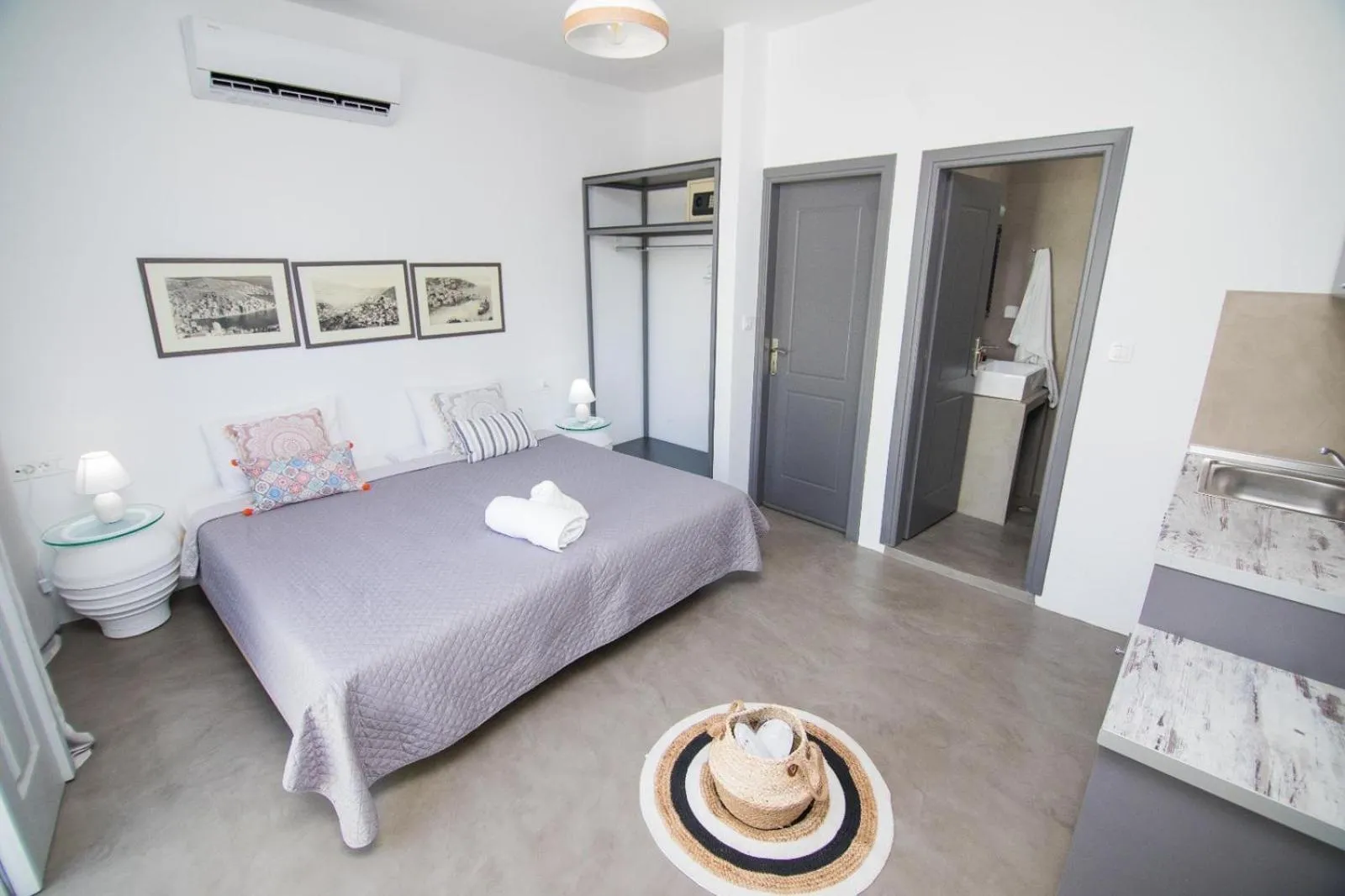 Photo of the whole room, Bed in Niriides Hotel Apartments