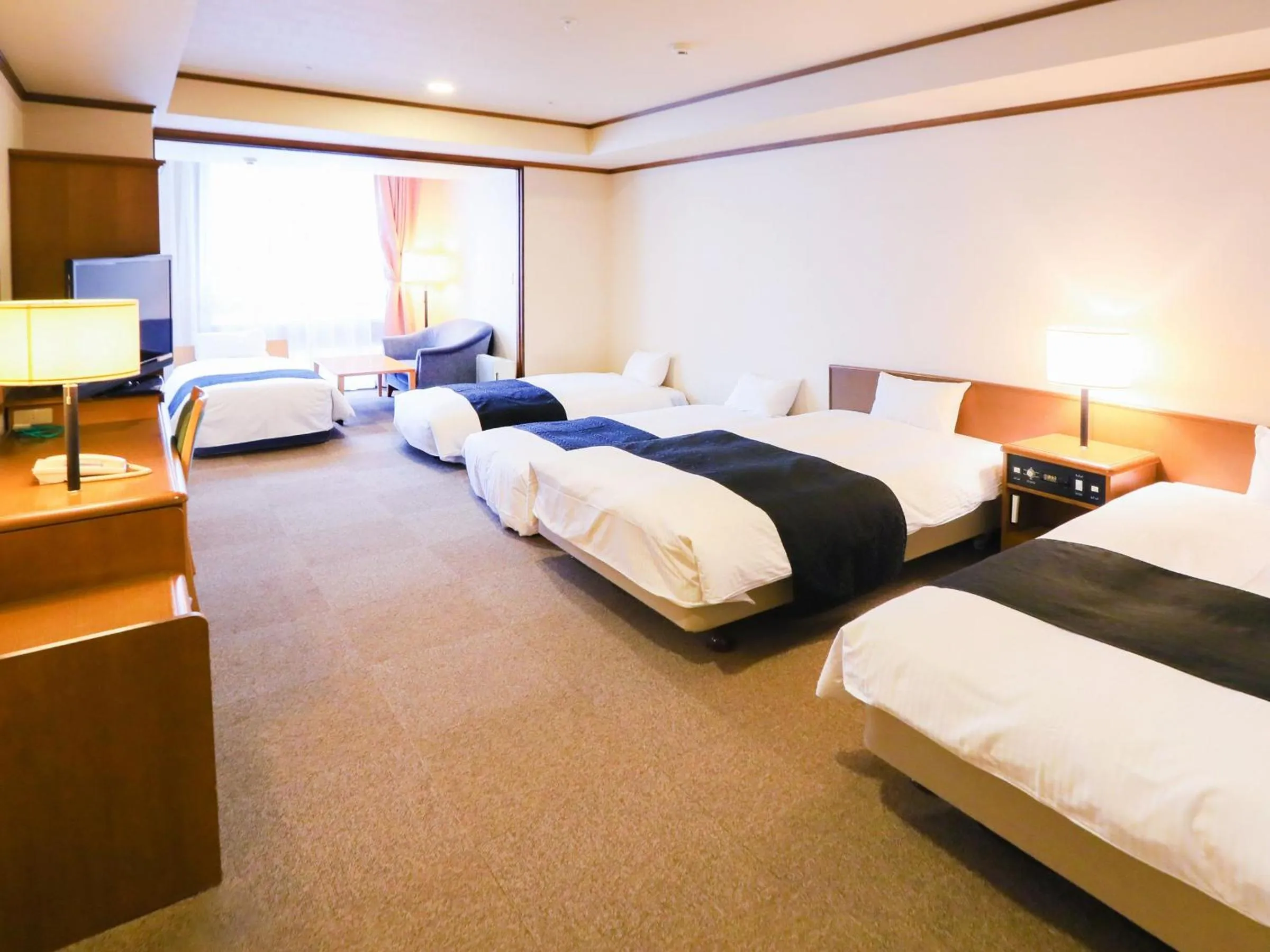 Photo of the whole room, Bed in APA Hotel Sapporo Susukino Ekinishi