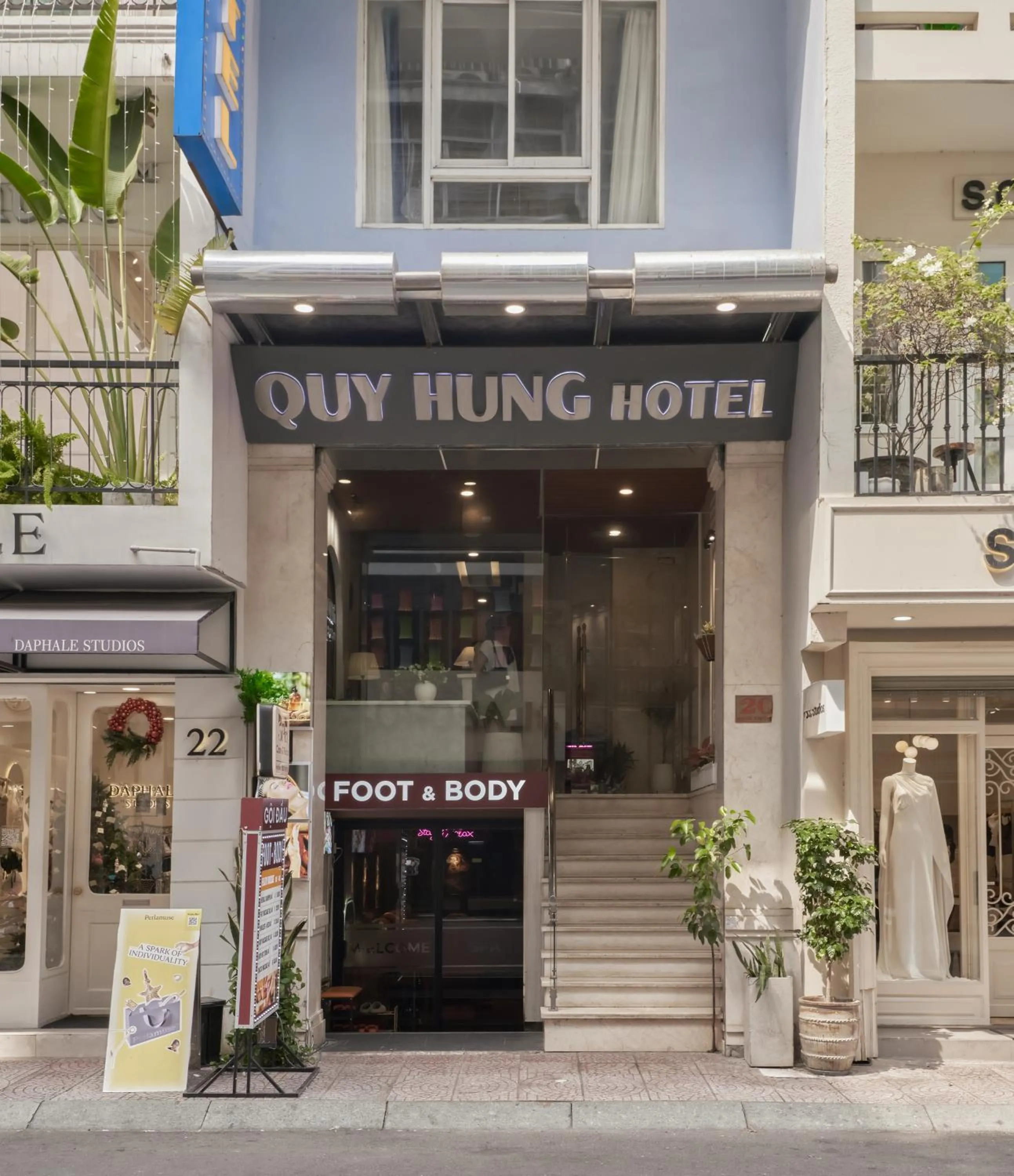 Property building in An Thinh Central Hotel - Ben Thanh Market