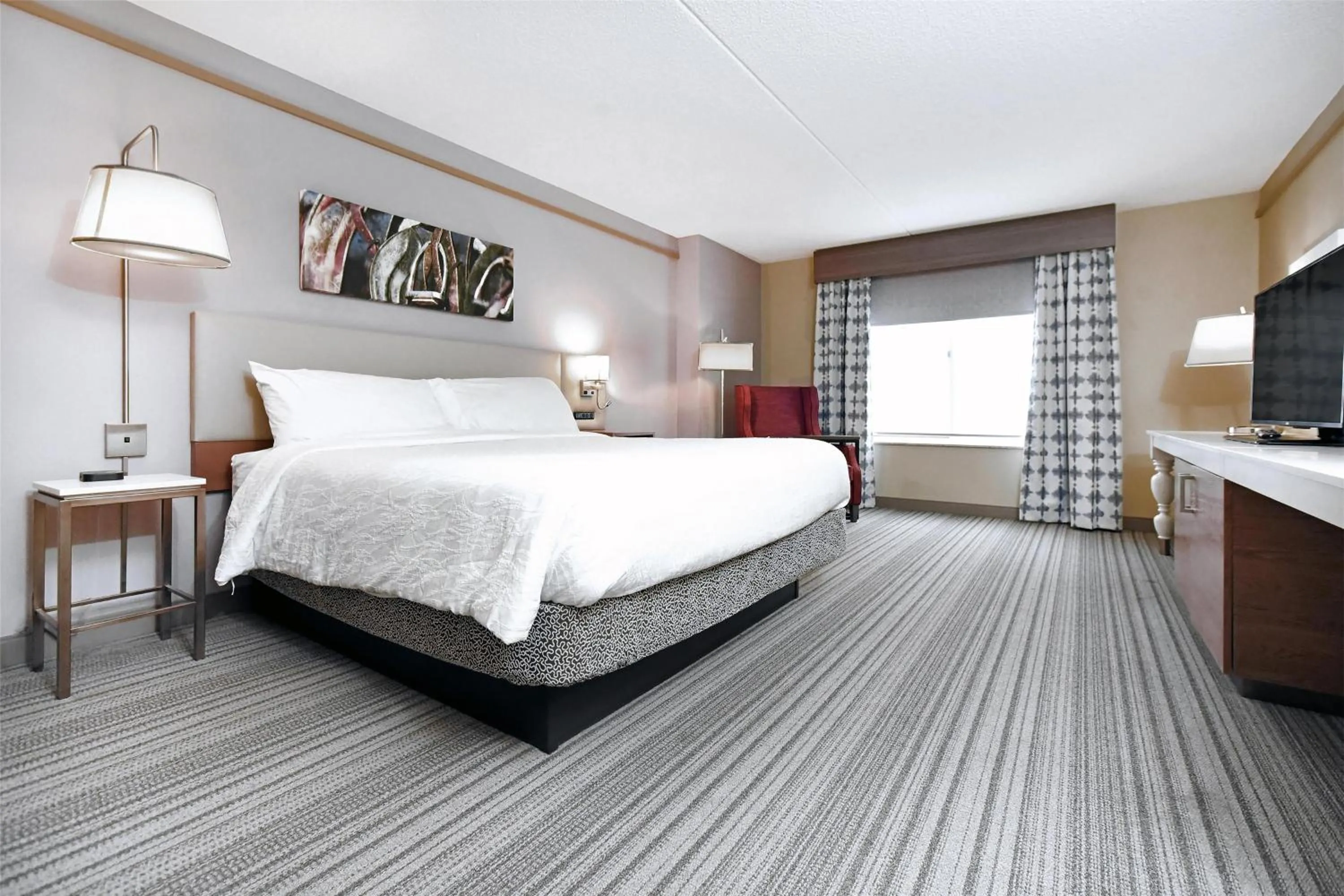 Bed in Hilton Garden Inn Saratoga Springs