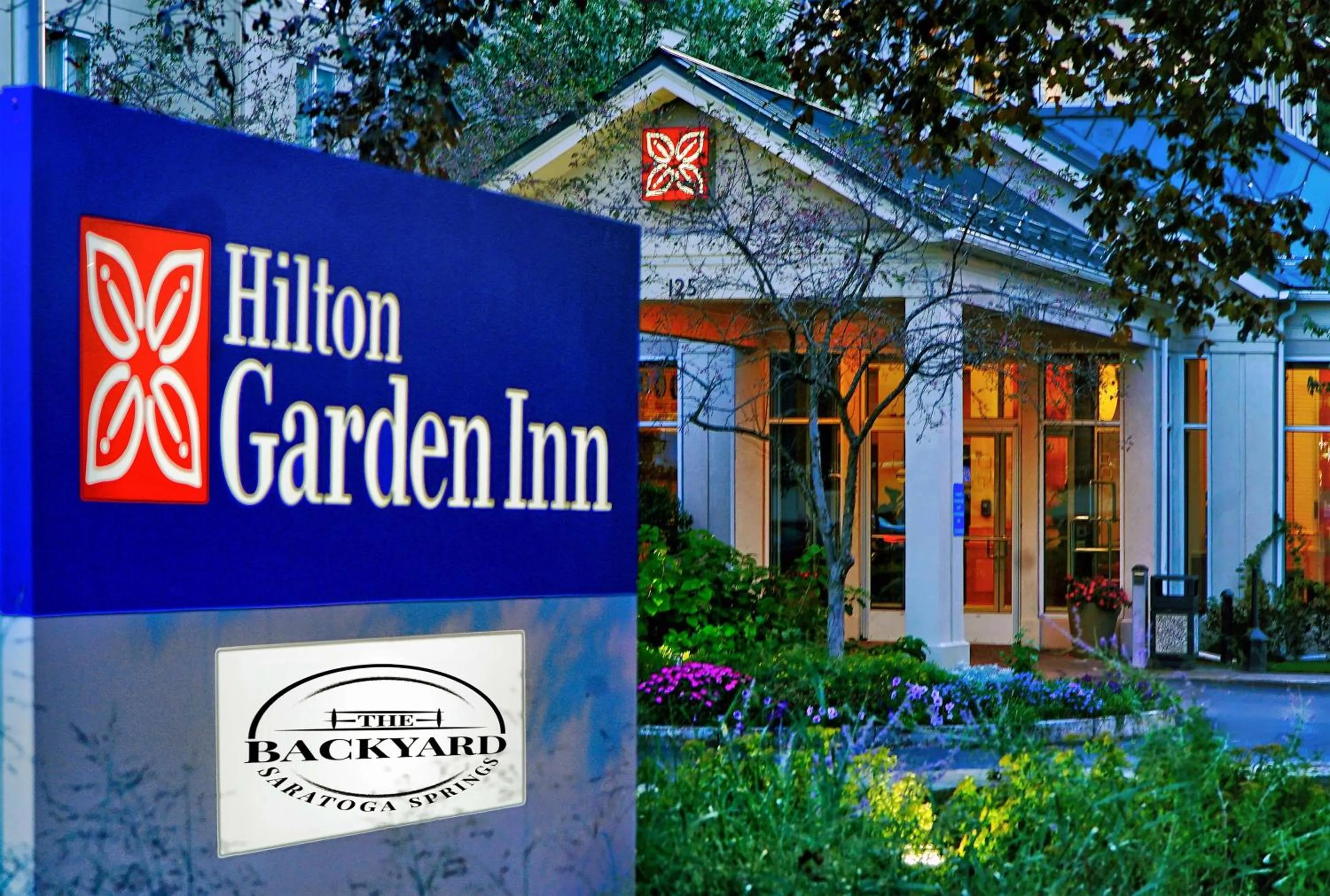 Property building in Hilton Garden Inn Saratoga Springs