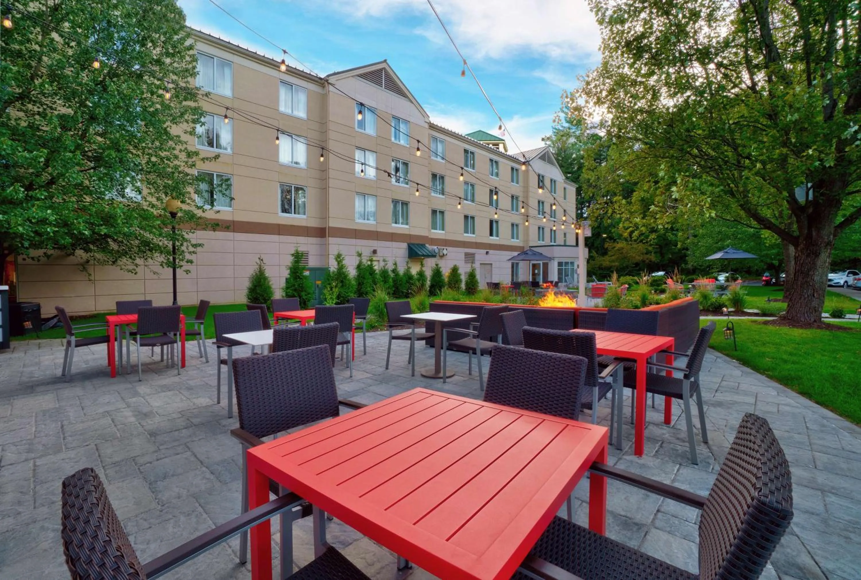 Patio in Hilton Garden Inn Saratoga Springs