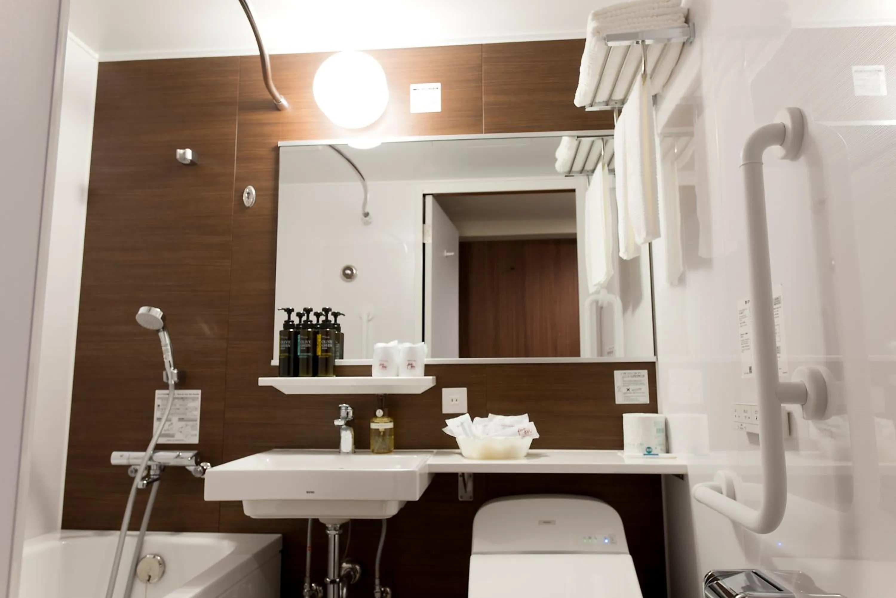 Bathroom in Kadoya Hotel