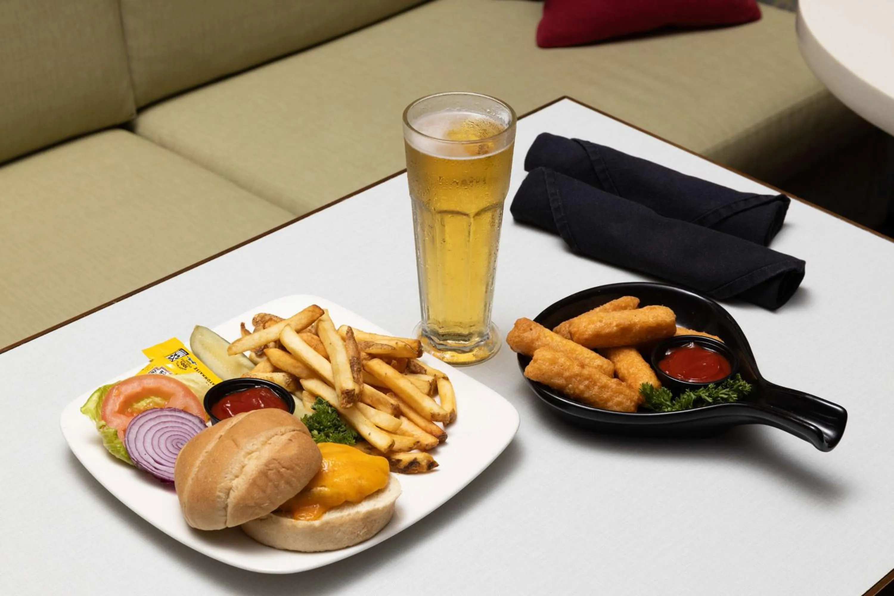 Restaurant/places to eat in Hampton Inn Spokane Airport