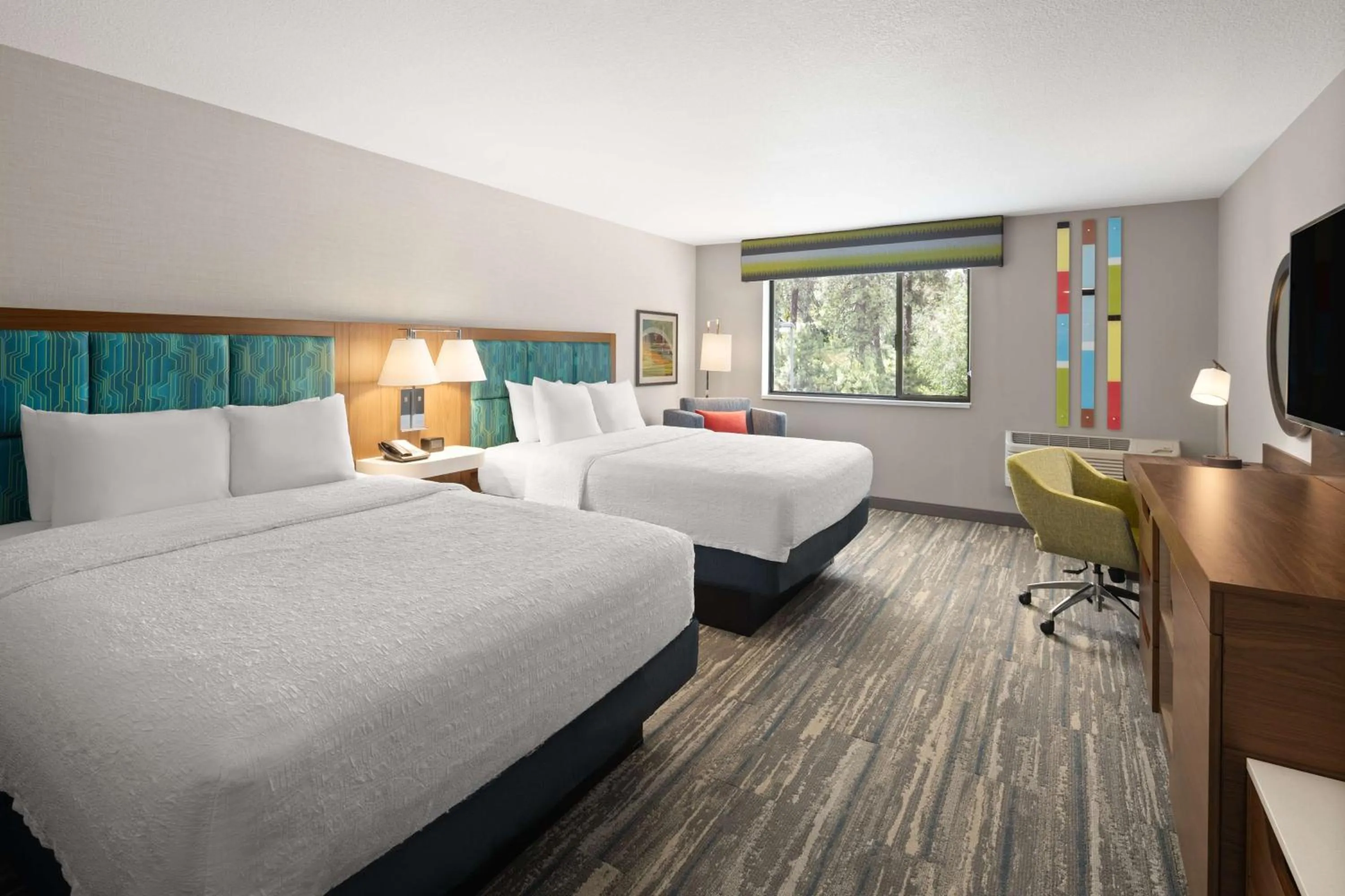 Bed in Hampton Inn Spokane Airport