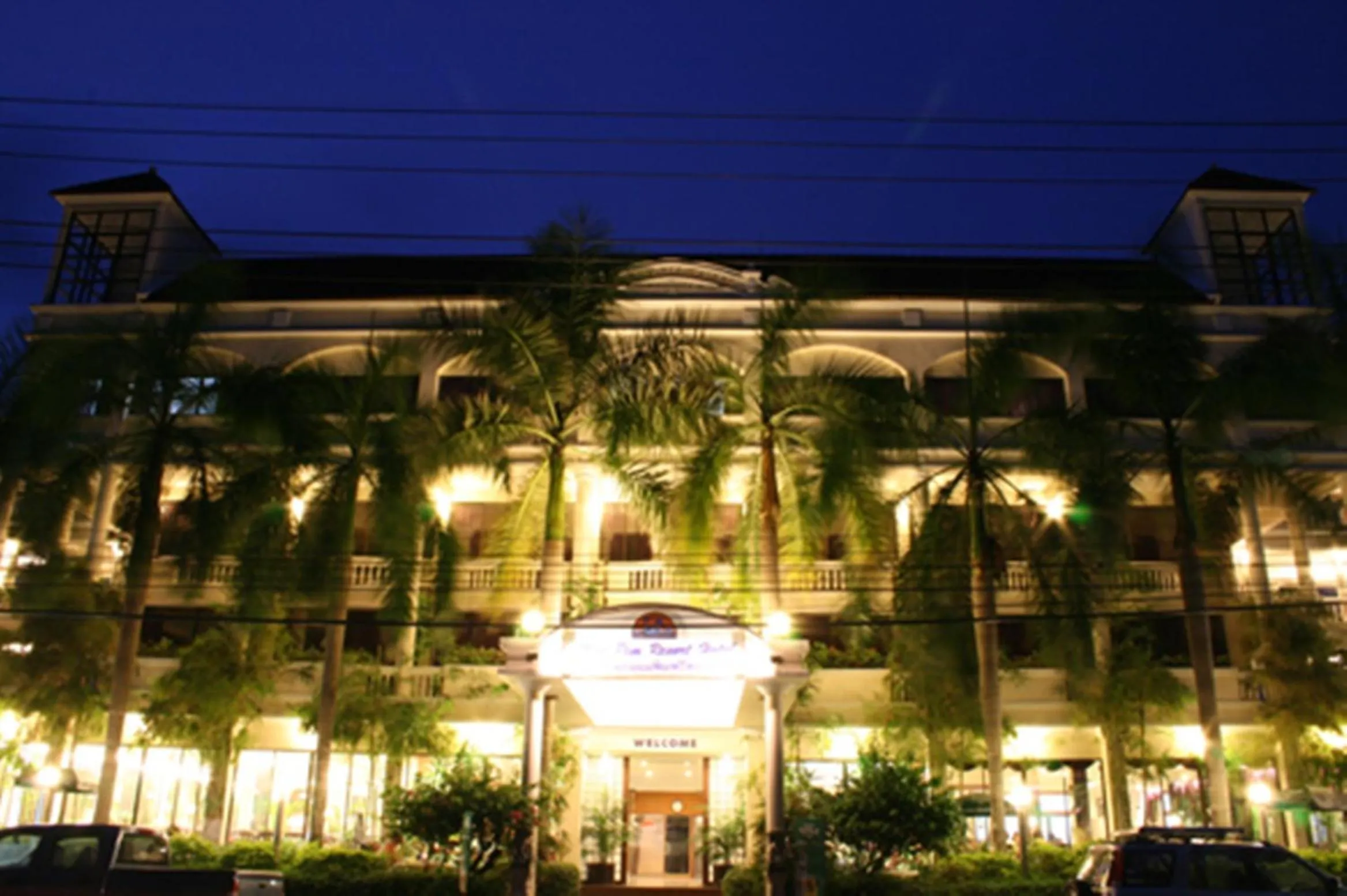 Facade/entrance in Mae Pim Resort Hotel