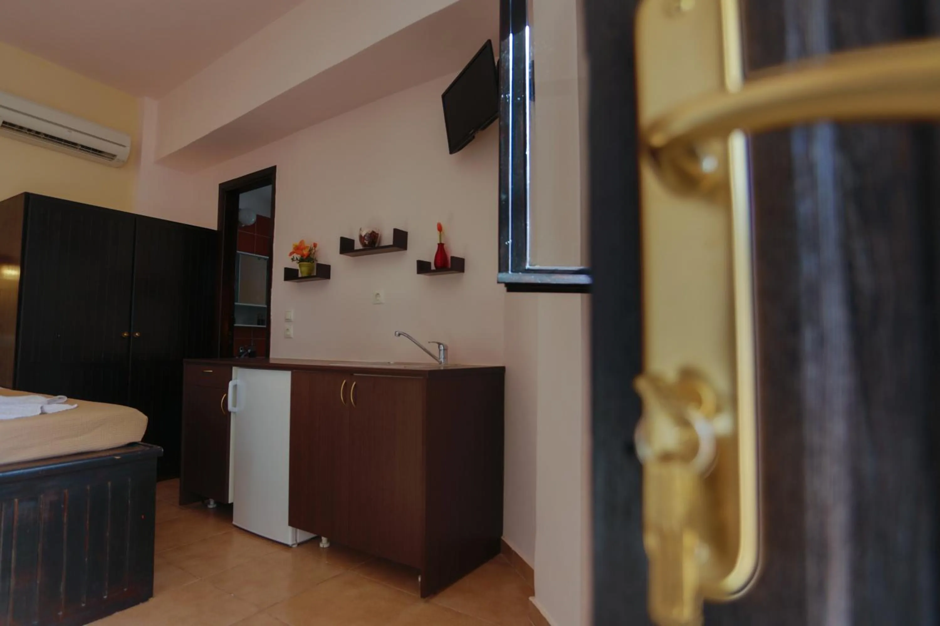 TV and multimedia in Little Lindos Sea View Studios