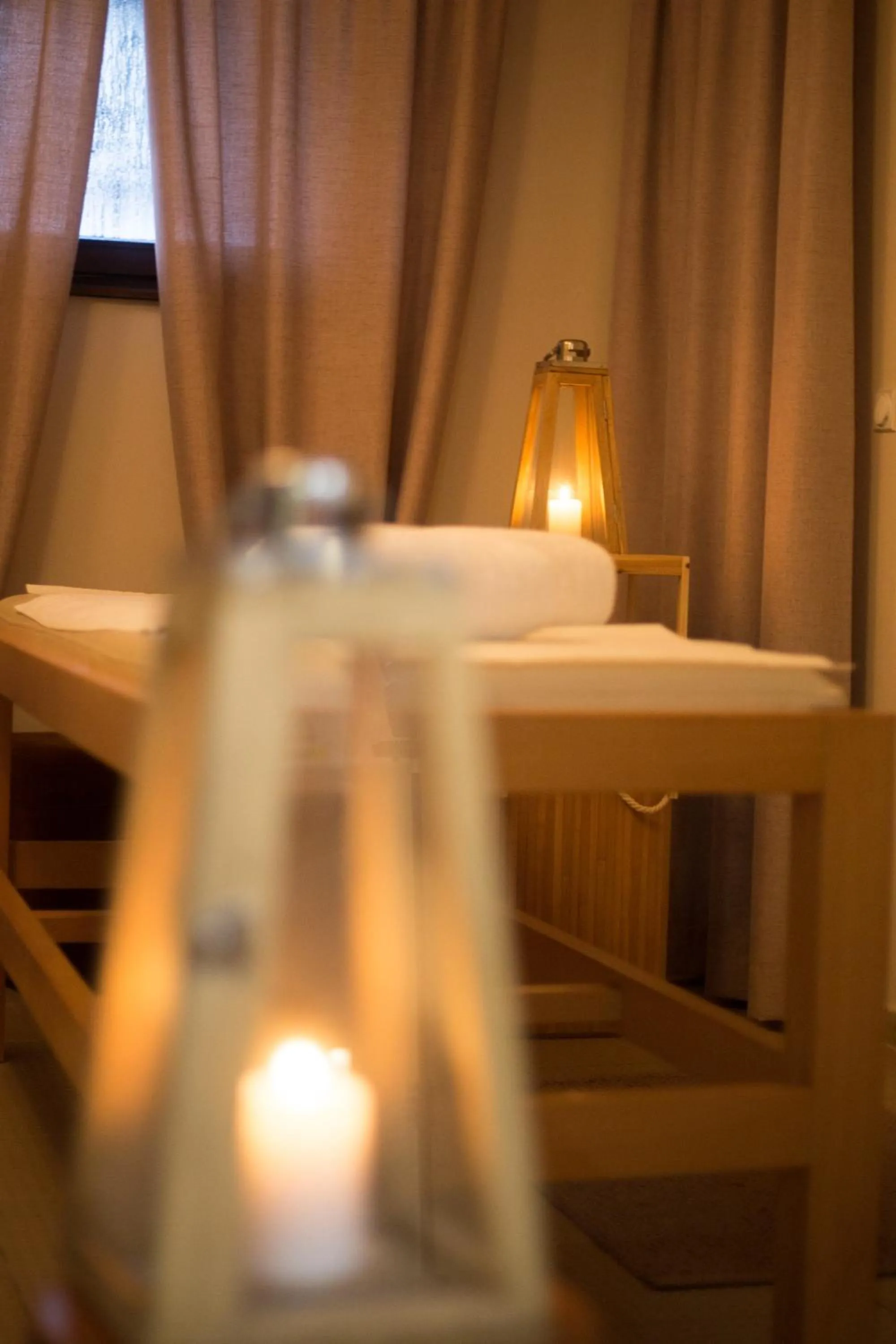 Massage, Bed in Hotel Board