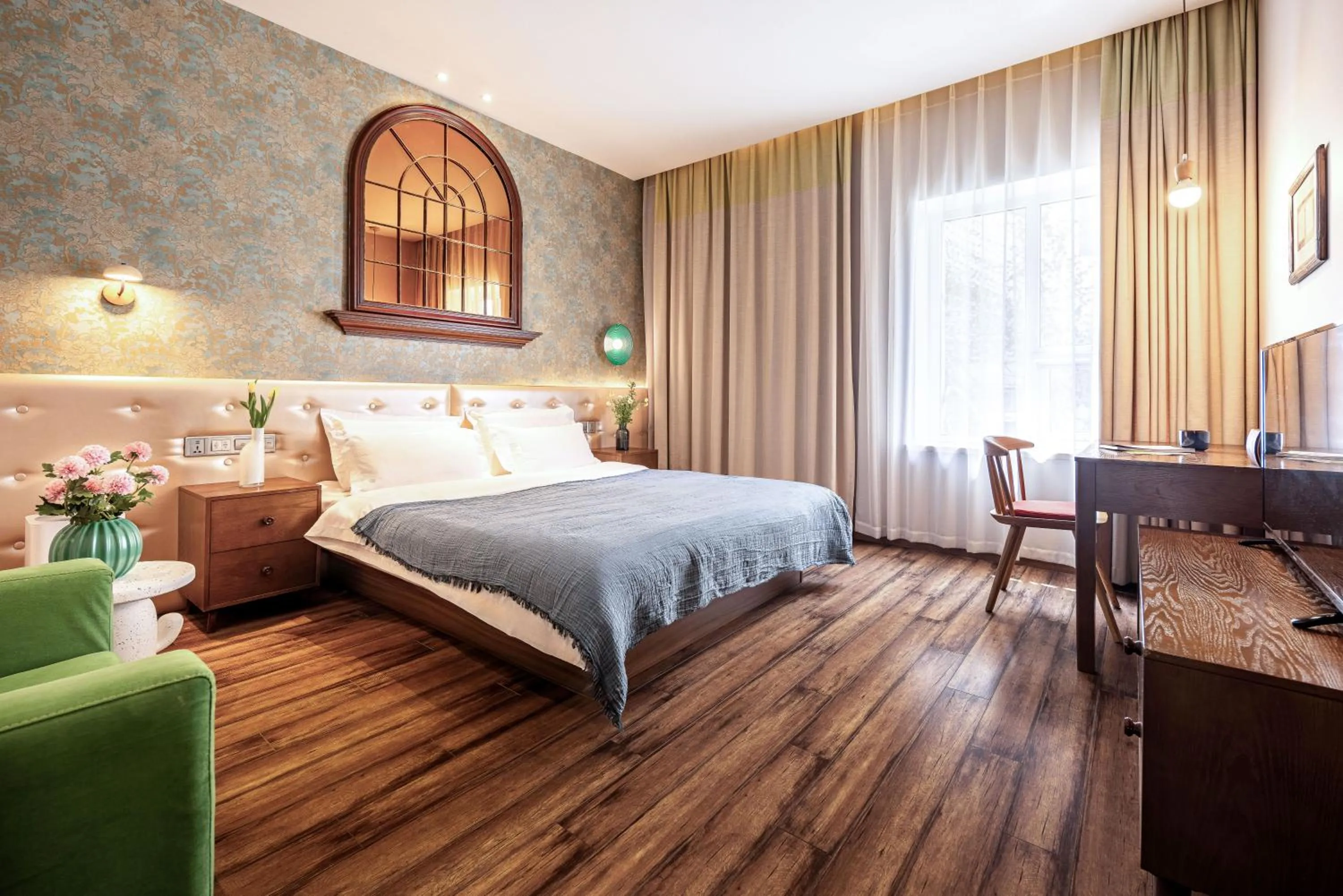 Bed in Qingdao Kaiyue Hotel Zhongshan Road St Michael's Cathedral and Zhanqiao Pier