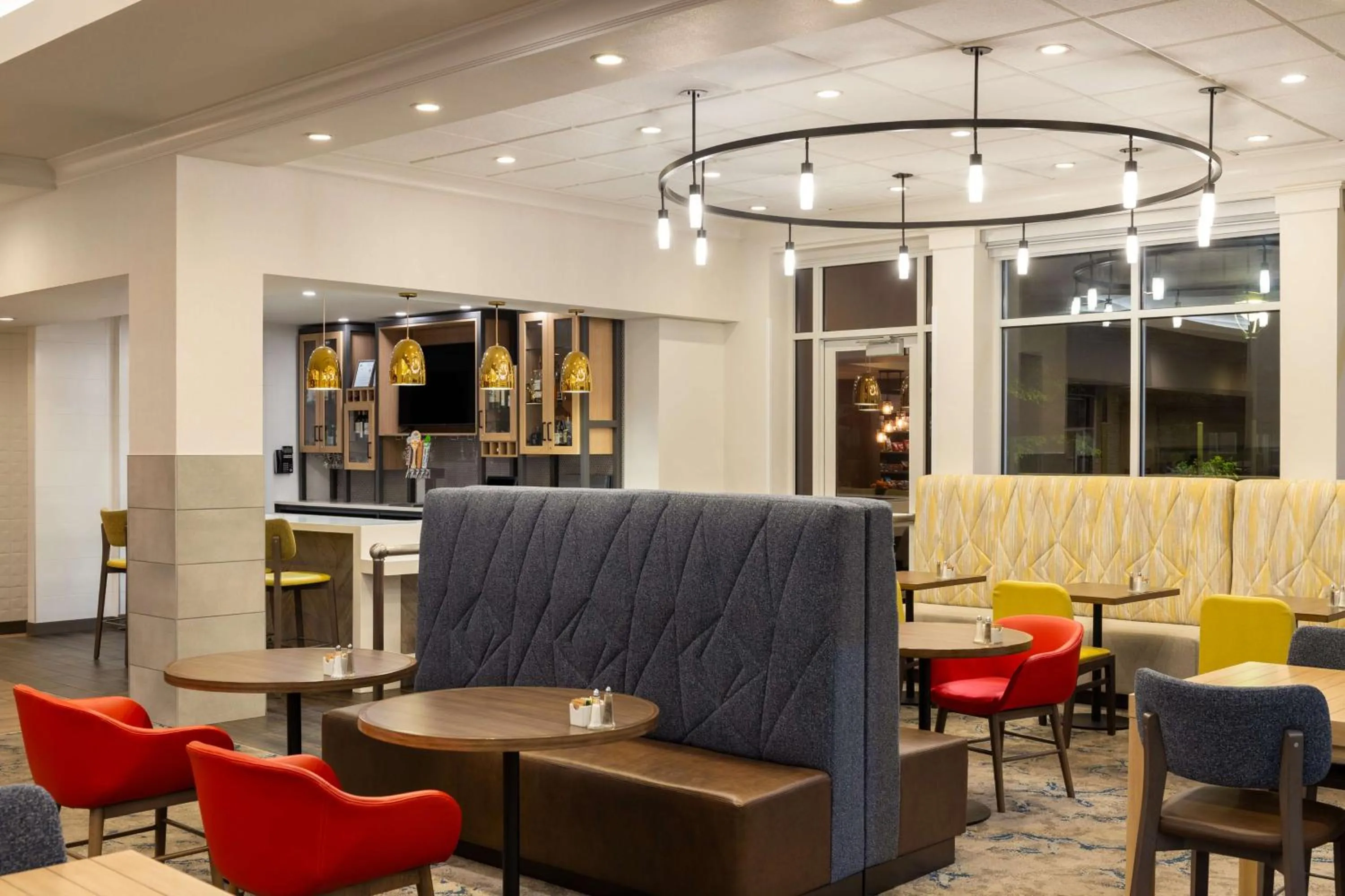 Lounge or bar in Hilton Garden Inn Spokane Airport