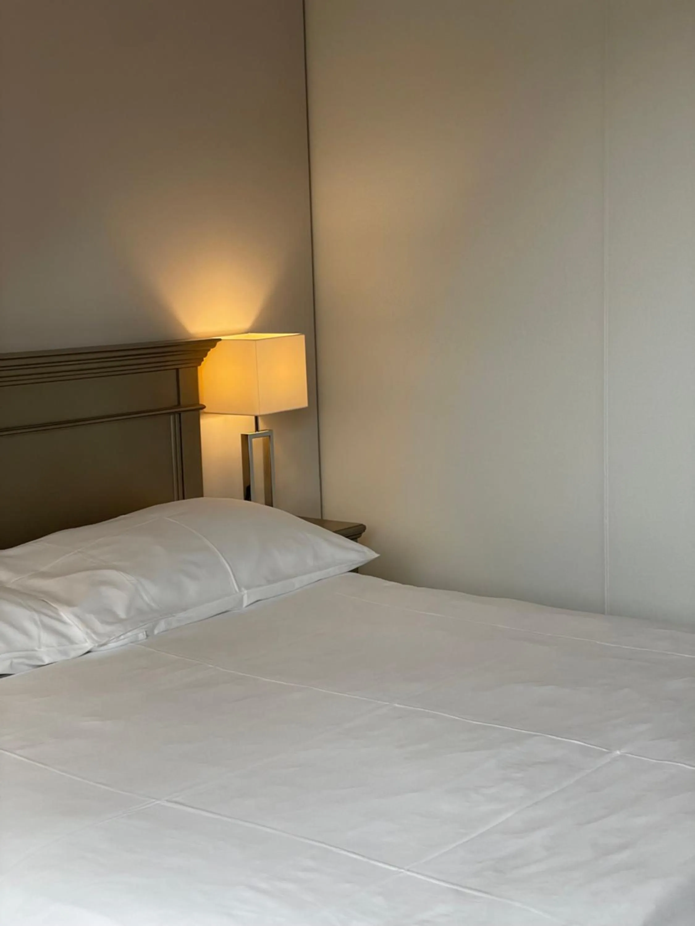 Bed in Hôtel du Théâtre, Boutique Hôtel