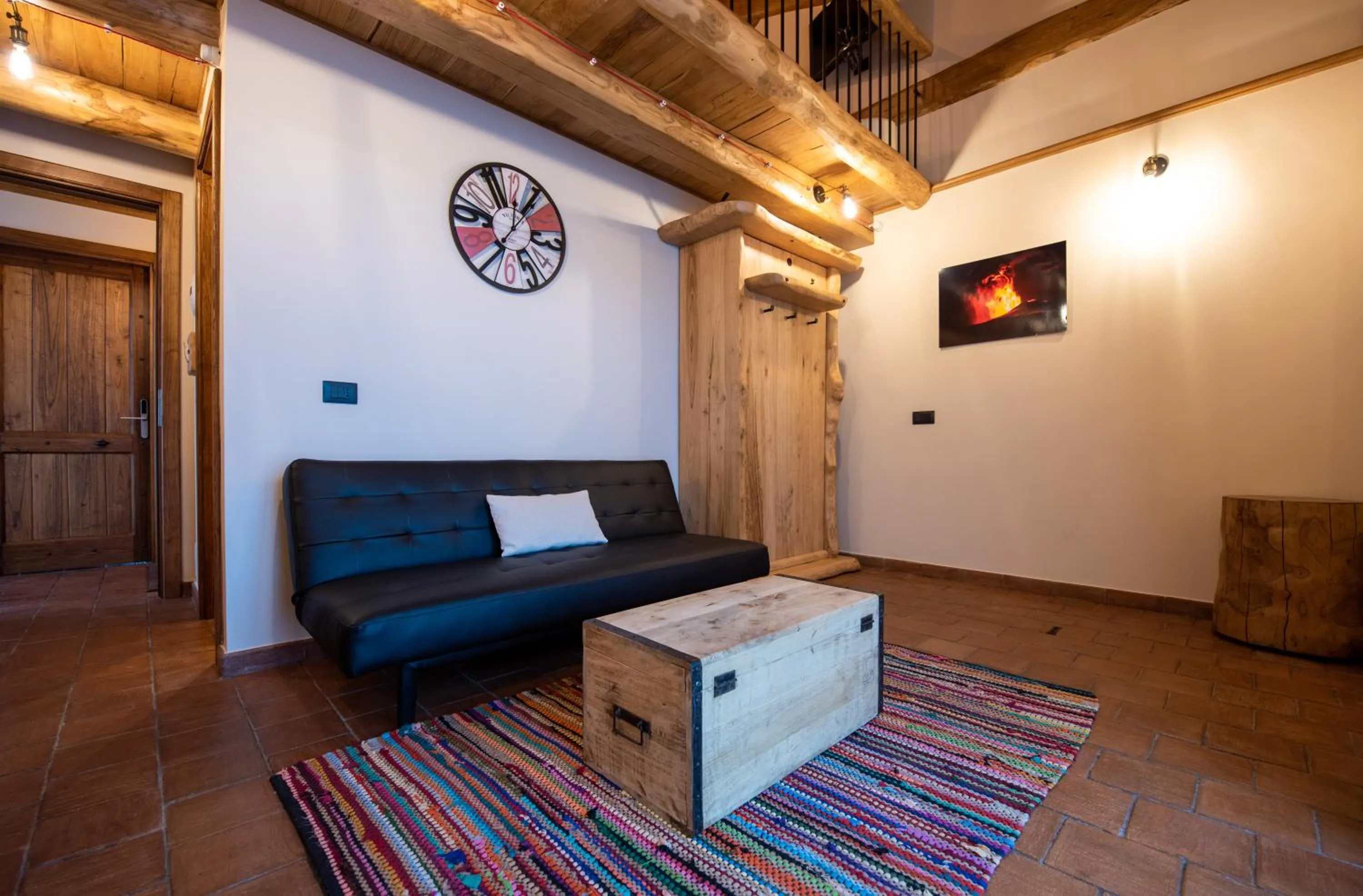 Living room in Etna Quota Mille Boutique Hotel, Typical Sicilian Food & Wine