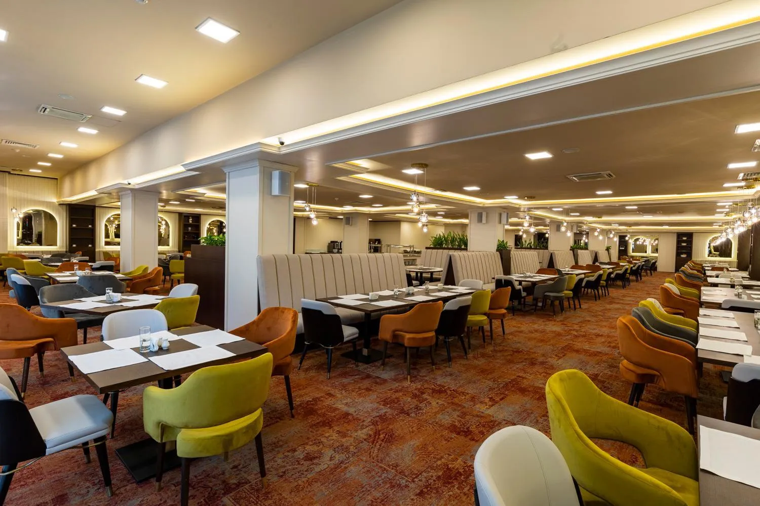 Restaurant/places to eat in Admiral Hotel - Ultra All Inclusive & Private Beach