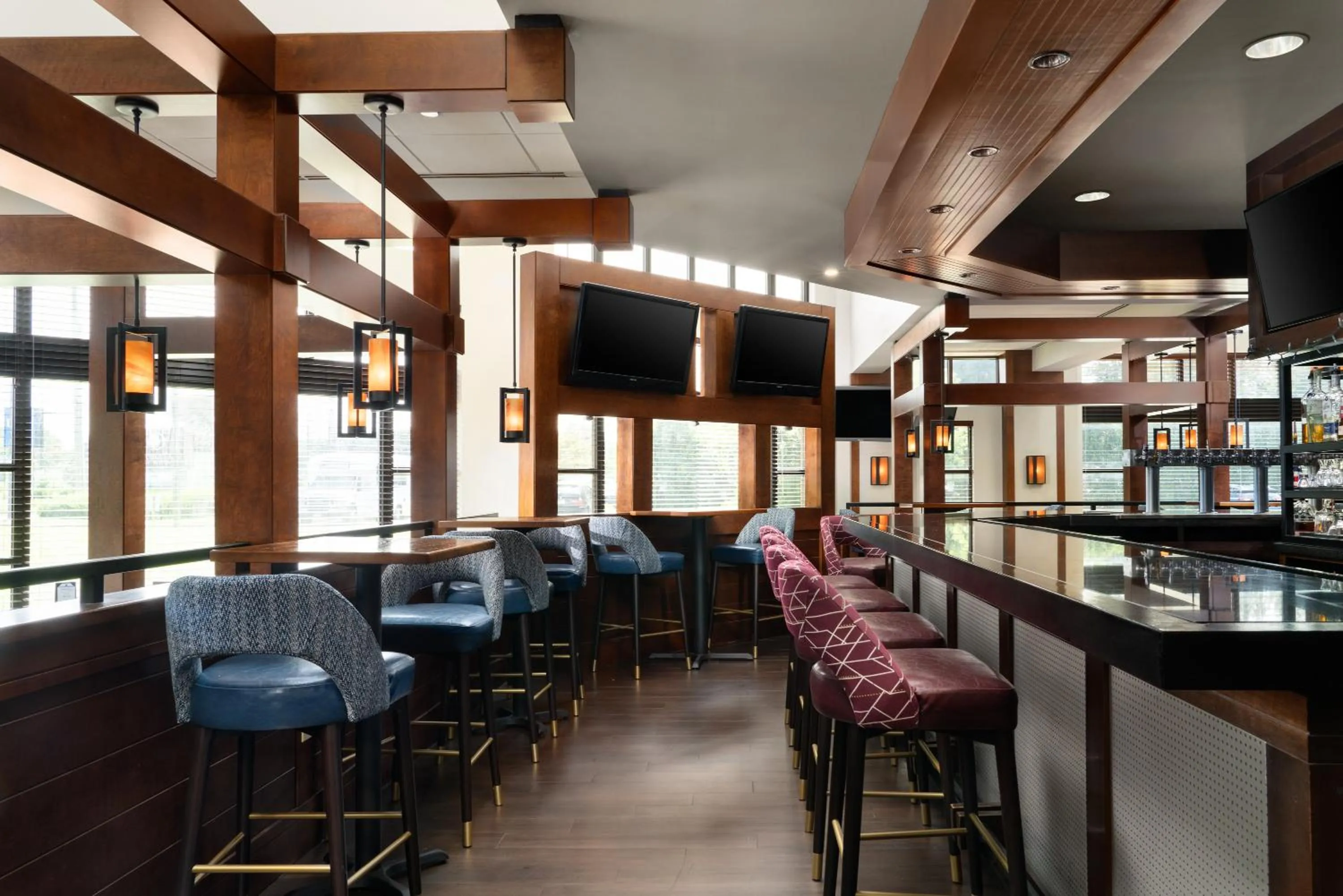 DoubleTree by Hilton Bradley International Airport