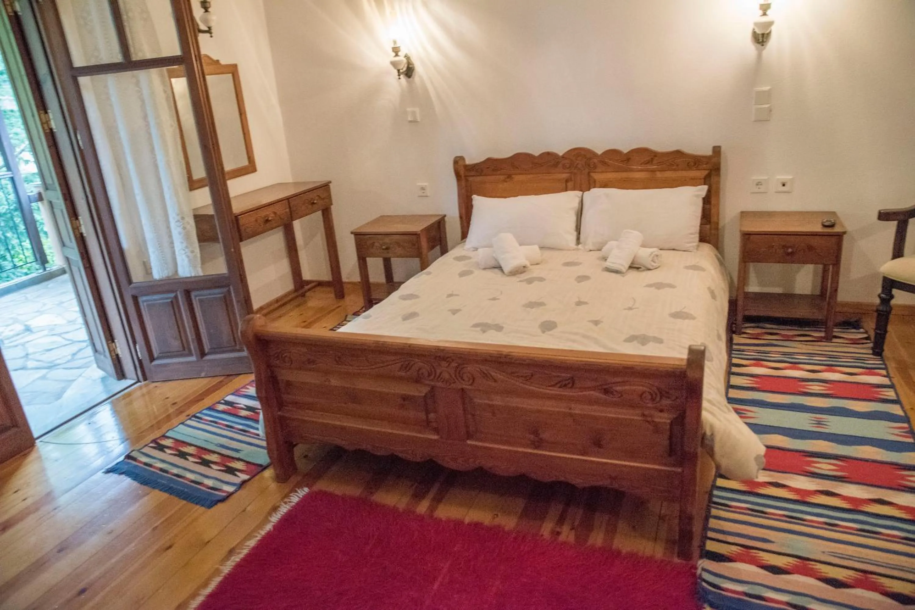 Bed in Archontiko Christodoulou