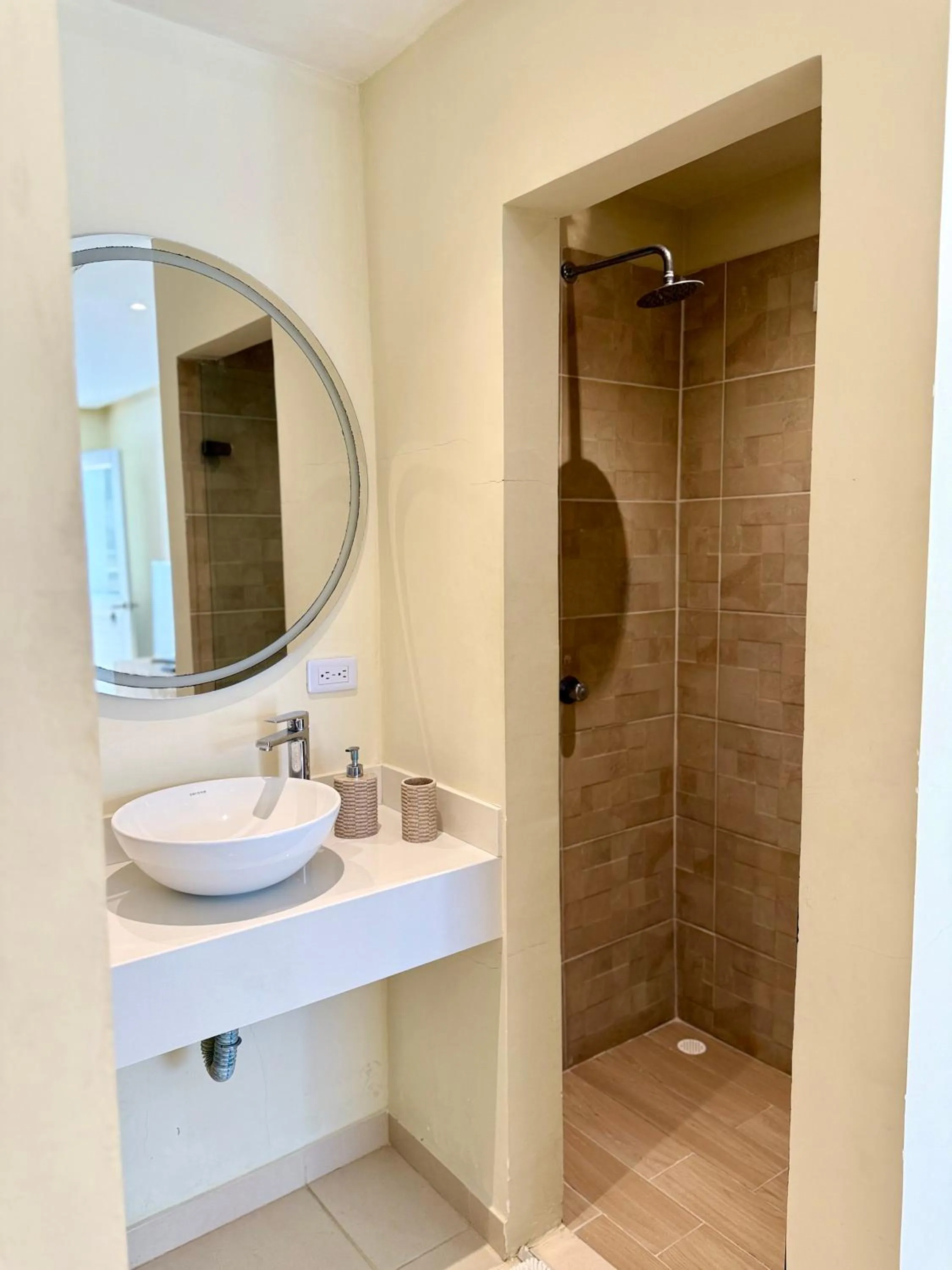 Shower in Techos Azules