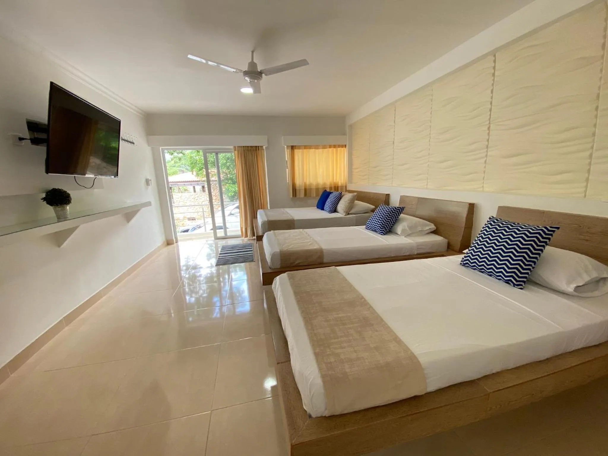 Photo of the whole room, Bed in Techos Azules