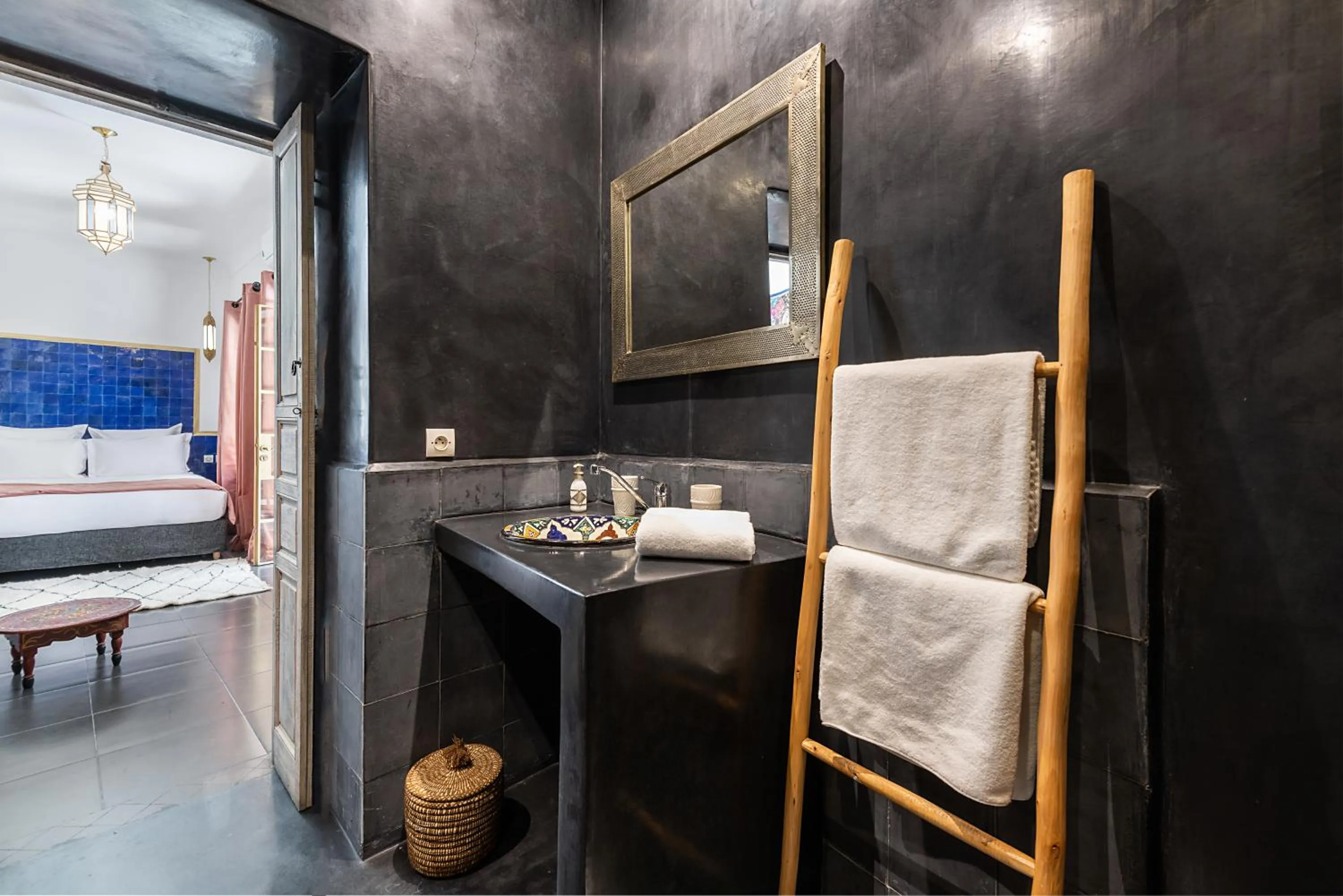 Bathroom in Riad la Parenthèse by Sashema