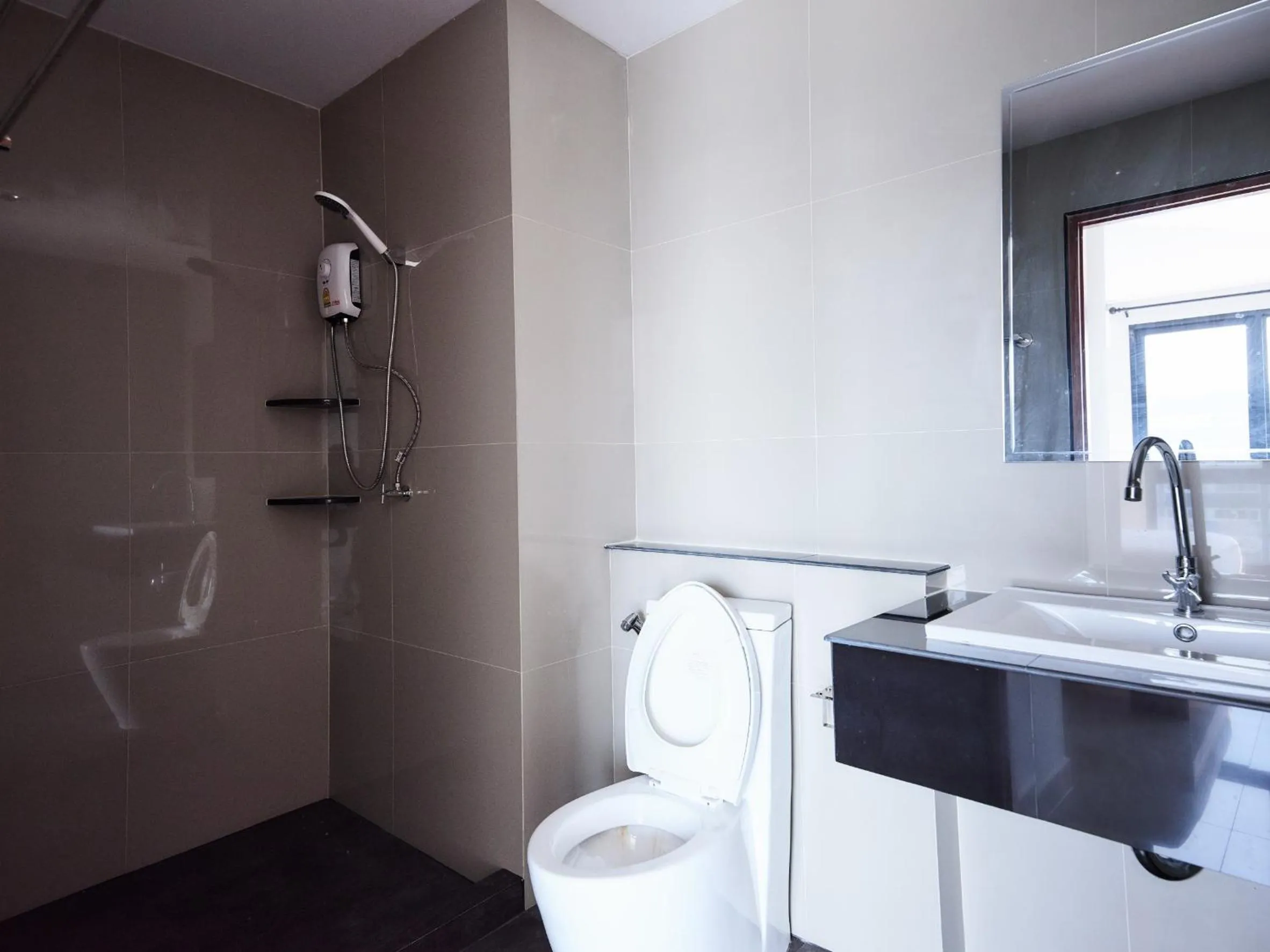 Bathroom in Baan Pakdi Pattaya