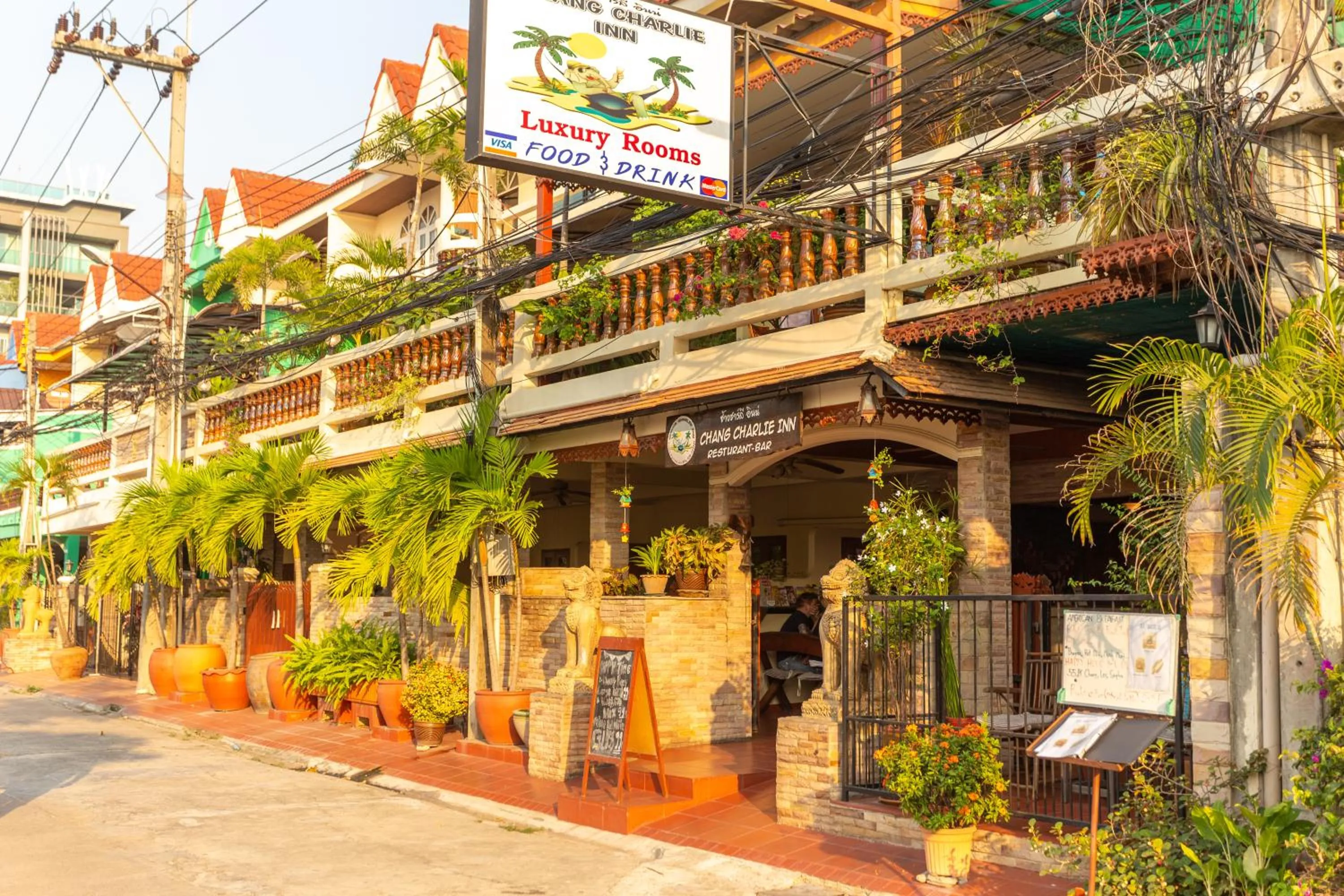Facade/entrance in Chang Charlie Inn, Boutique