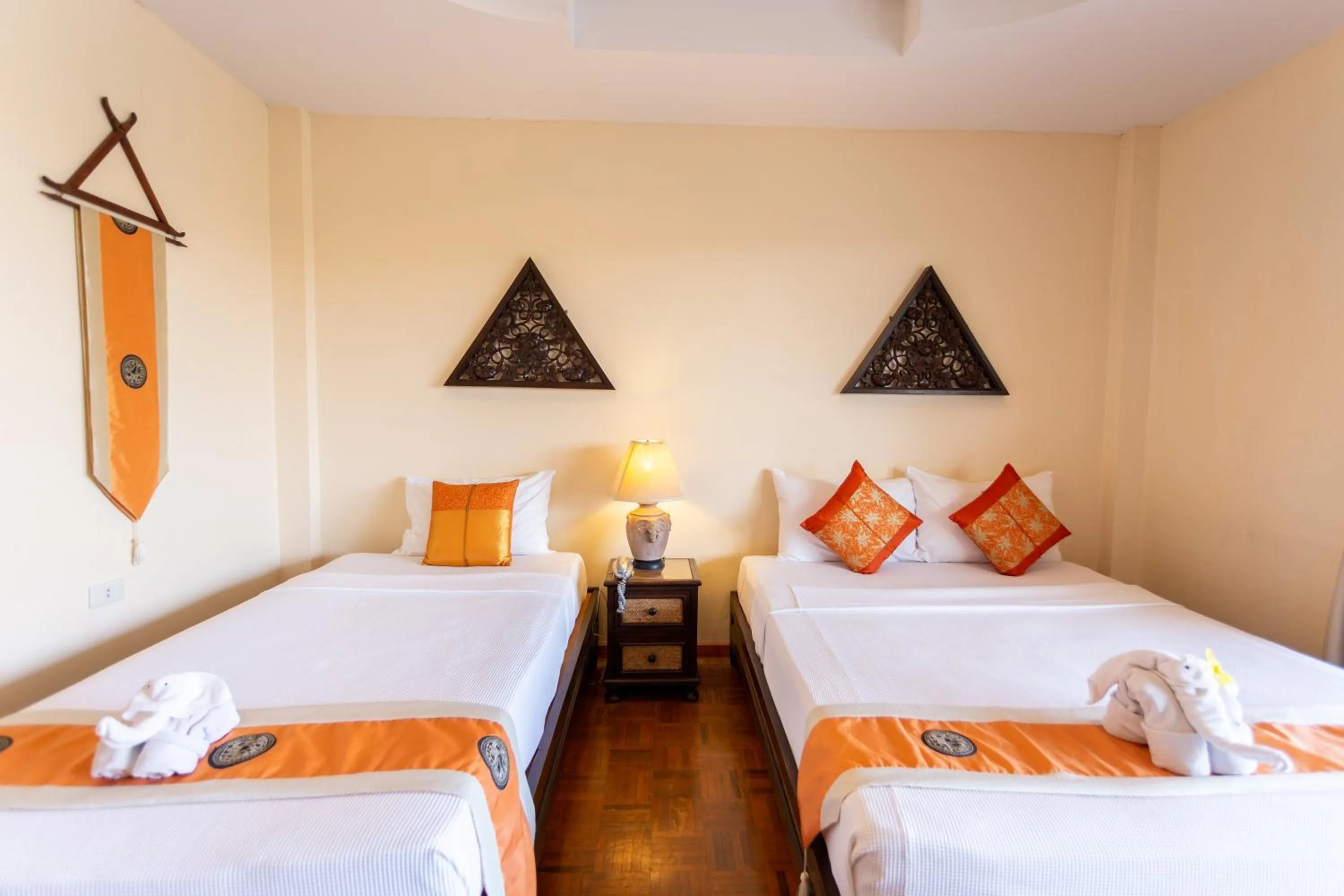 Bed in Chang Charlie Inn, Boutique