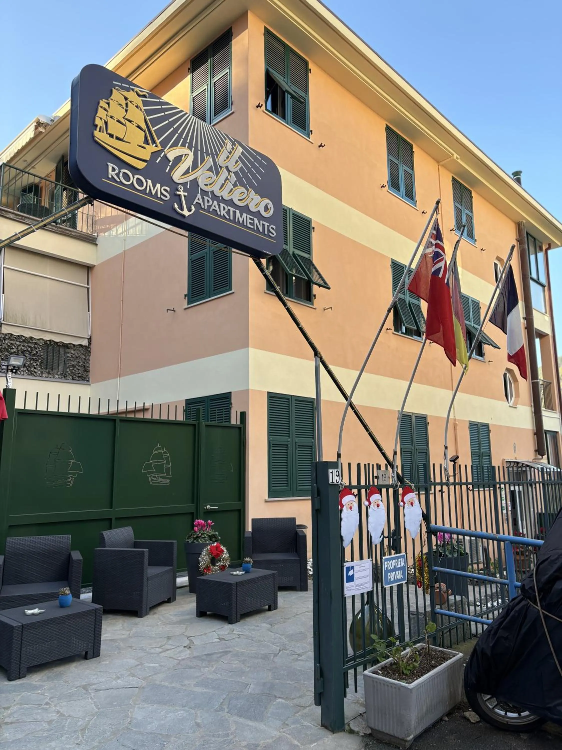 Property building in Affittacamere Il Veliero