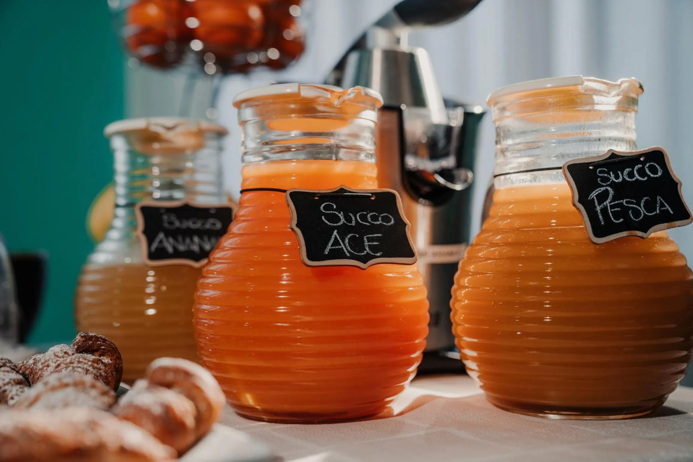 Breakfast in GG8 Hotel & Suite SPA