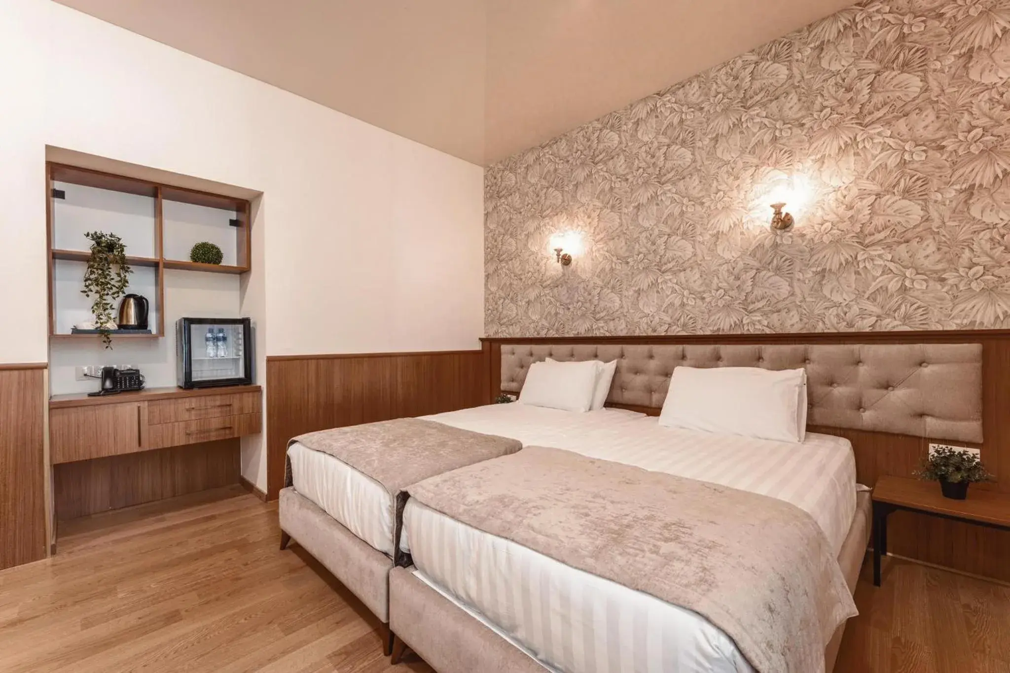 Standard Twin Room - single occupancy in Park Hotel Tskaltubo - Balneo Resort Standard Twin Room - single occupancy in Park Hotel Tskaltubo - Balneo Resort
