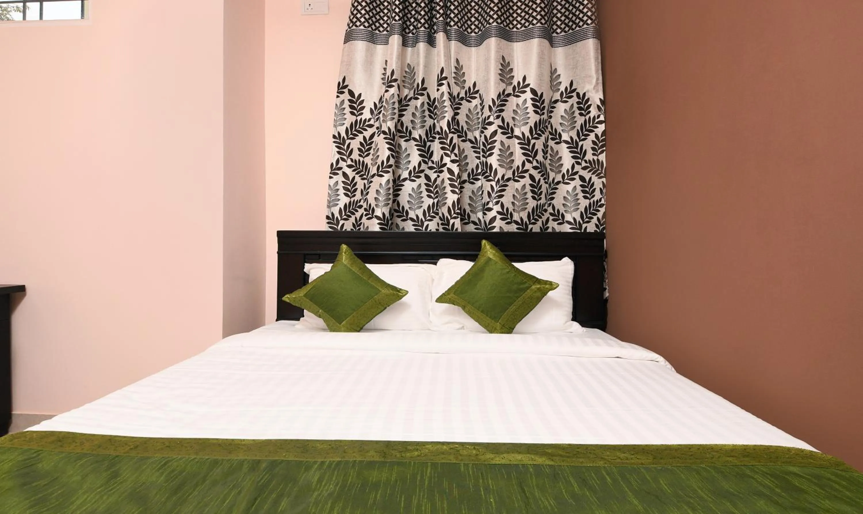Bed in Itsy Hotels Shivas Kuteera