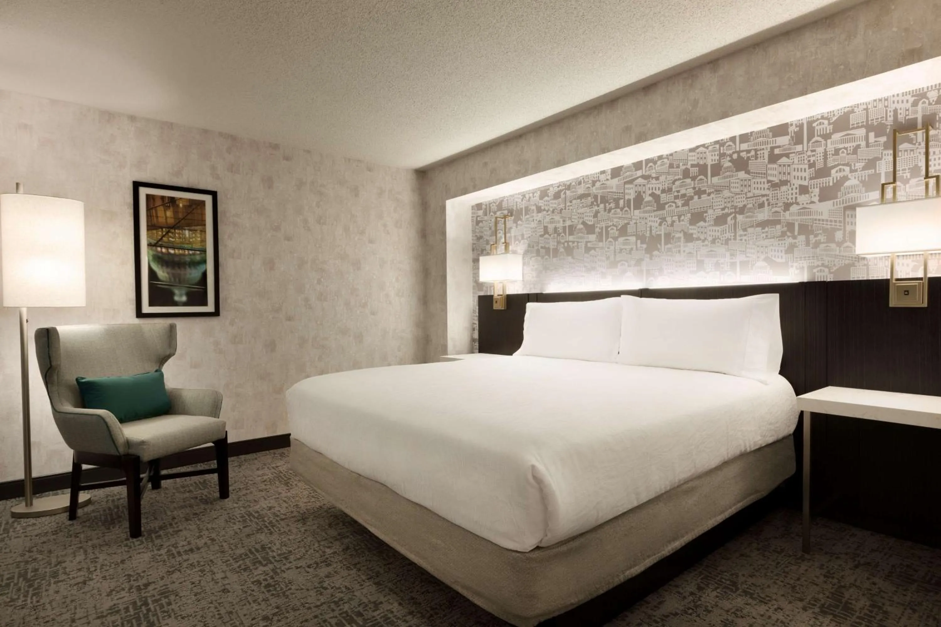 Bed in Hilton Garden Inn Washington DC Downtown