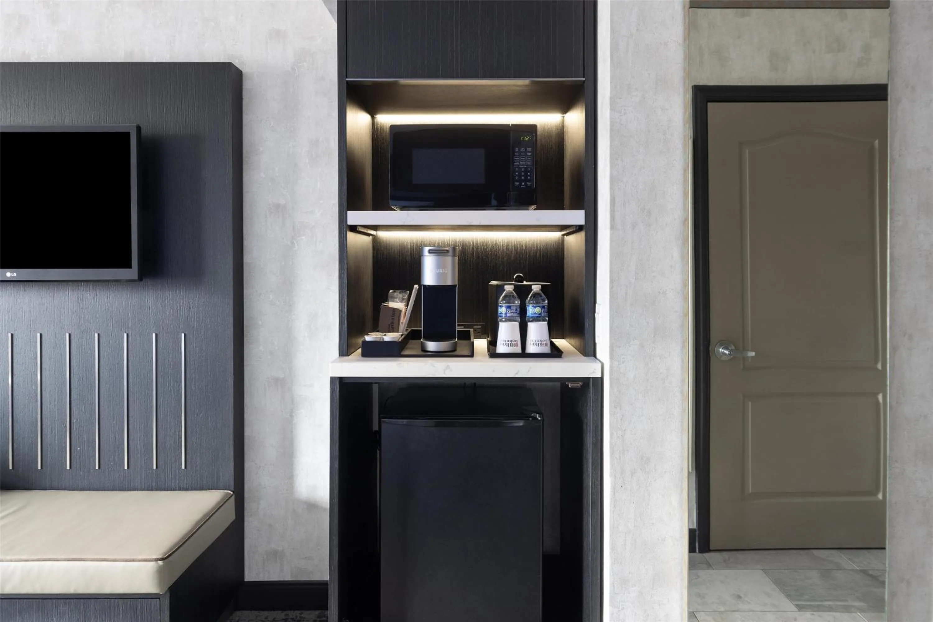 Photo of the whole room in Hilton Garden Inn Washington DC Downtown