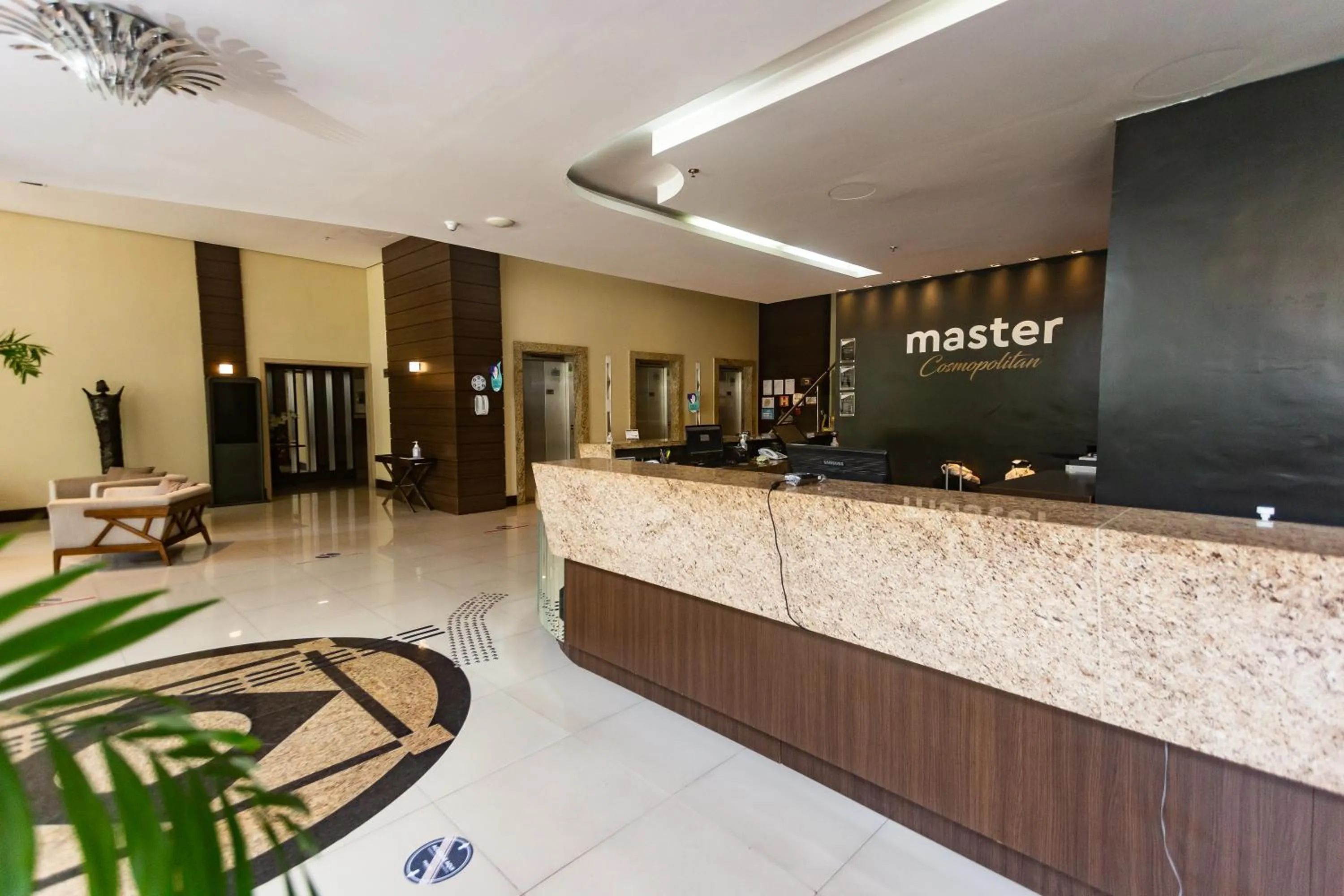 Lobby or reception in Master Cosmopolitan Moinhos de Vento