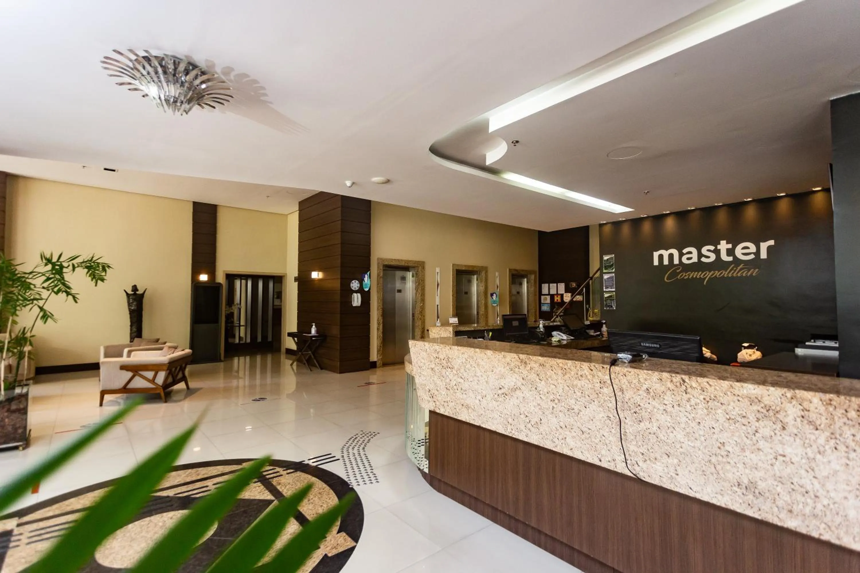 Lobby or reception in Master Cosmopolitan Moinhos de Vento