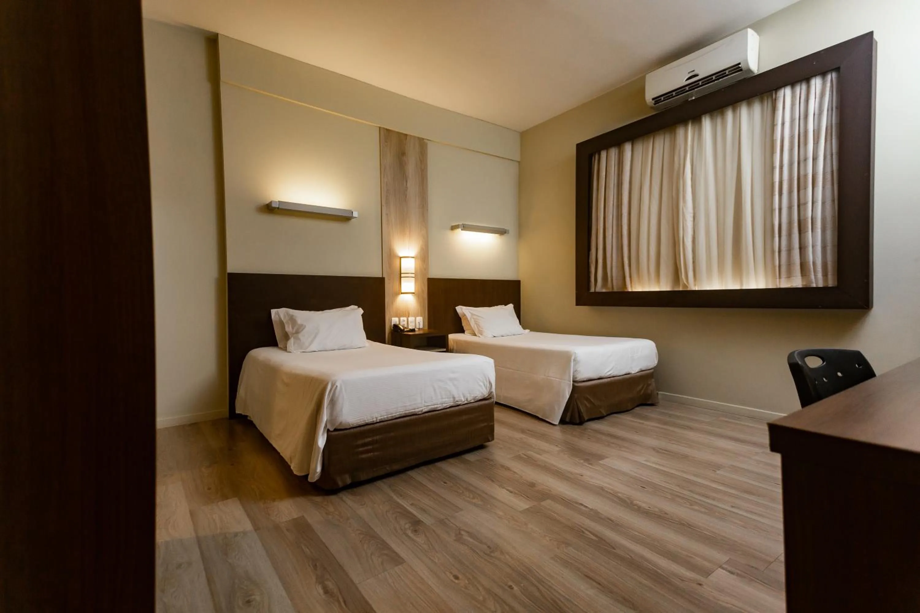 Bed in Master Cosmopolitan Moinhos de Vento