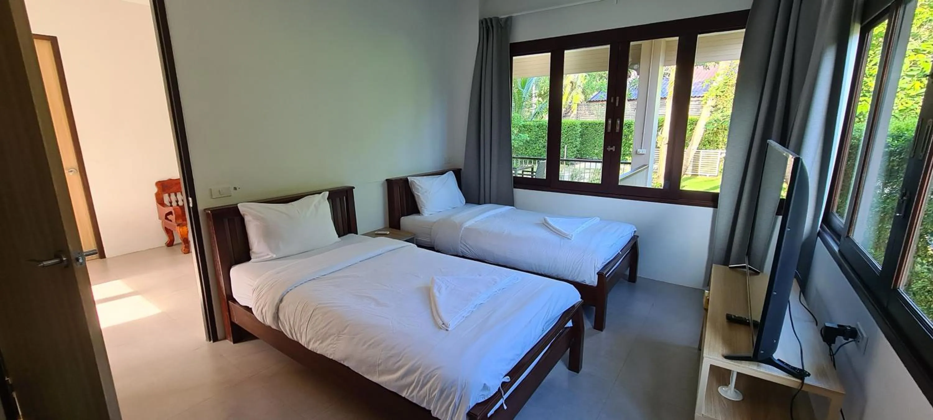 Bed in Samutra Residences
