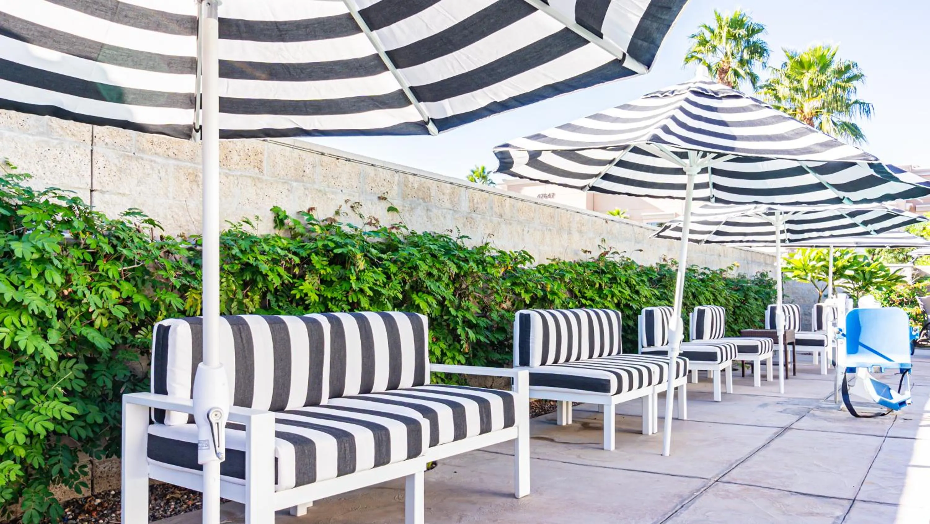 Swimming pool in The Chateau at Lake La Quinta