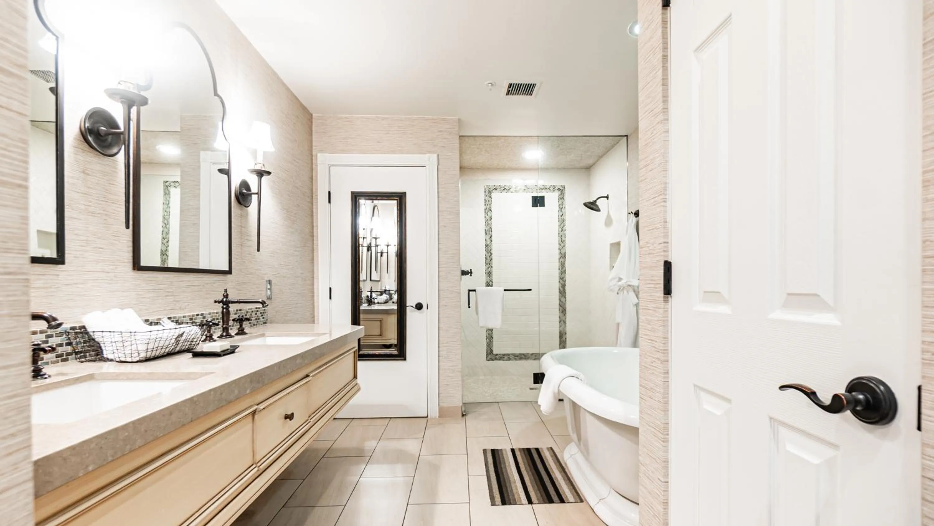 The Chateau at Lake La Quinta