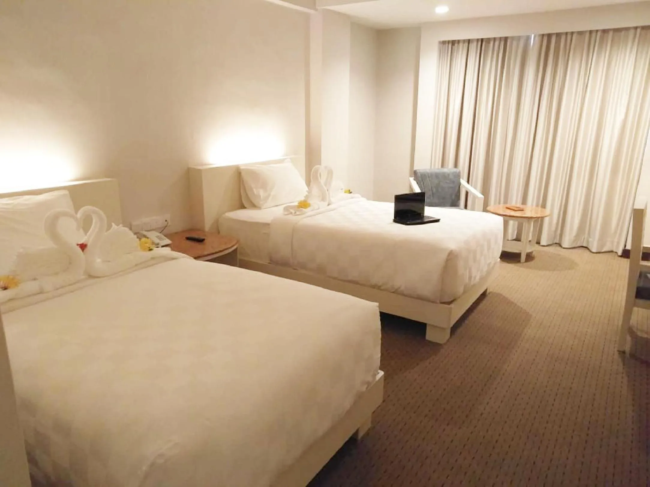 Bed in Beverly Hotel Batam